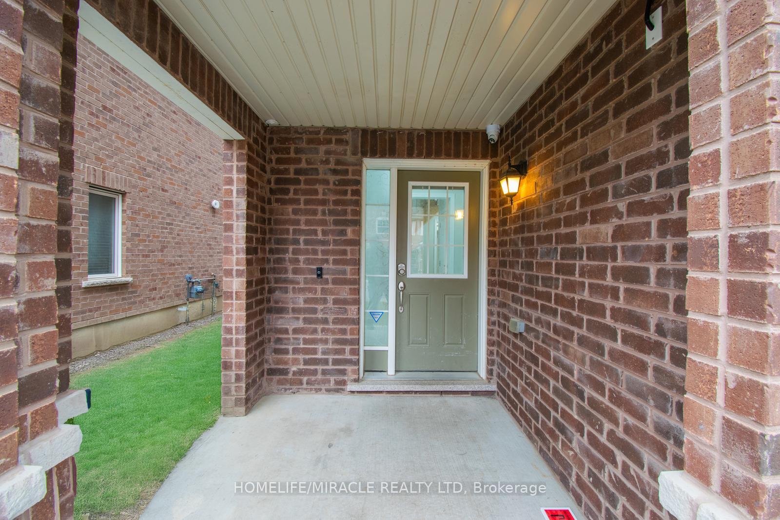 Photo 3 of 19 Stewardship Road, Brampton, Northwest Brampton — HOMEH