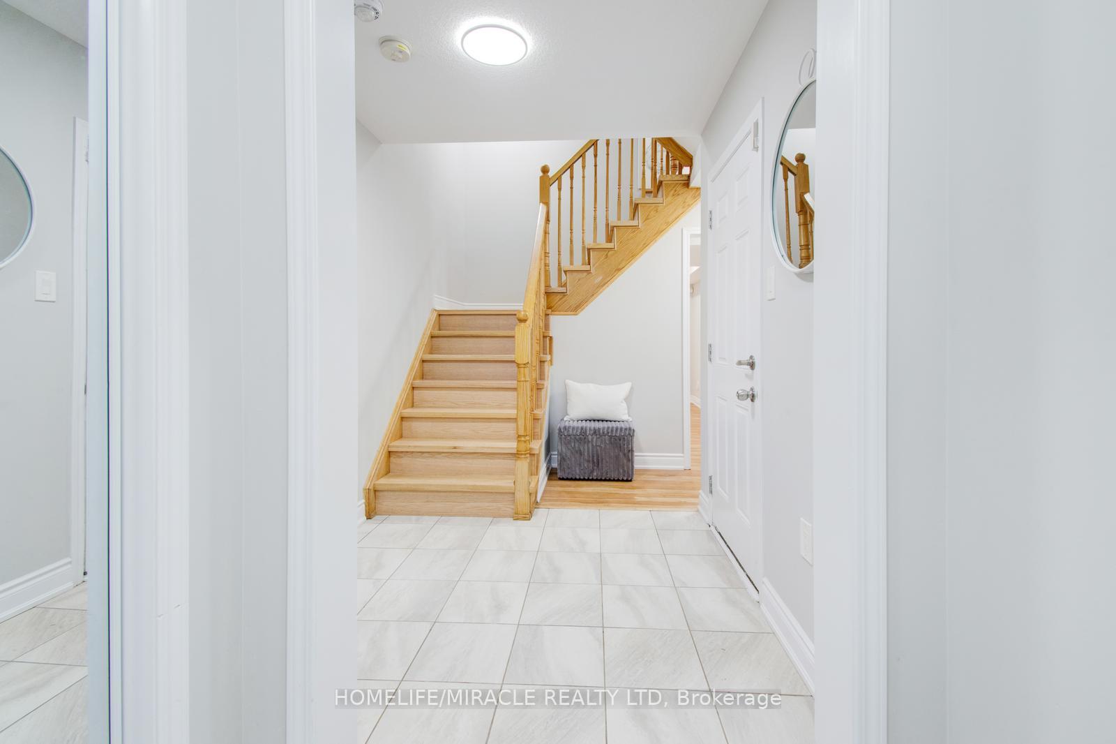 Photo 5 of 19 Stewardship Road, Brampton, Northwest Brampton — HOMEH
