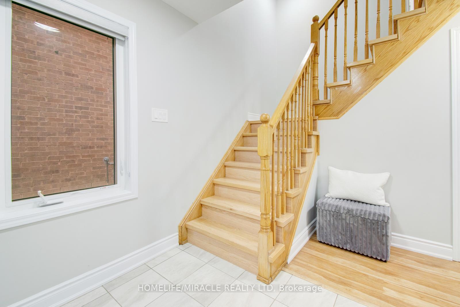 Photo 6 of 19 Stewardship Road, Brampton, Northwest Brampton — HOMEH