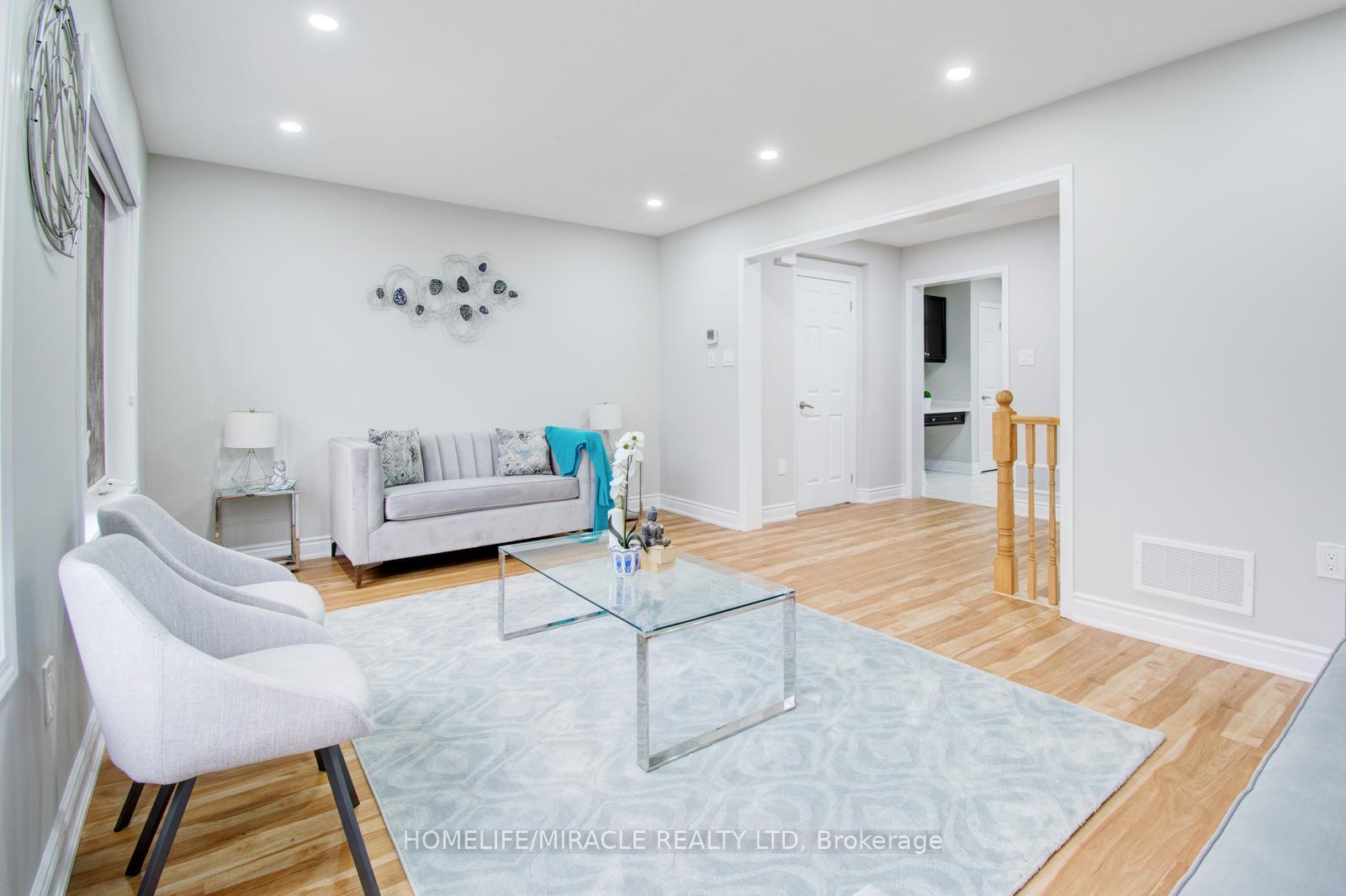 Photo 16 of 19 Stewardship Road, Brampton, Northwest Brampton — HOMEH