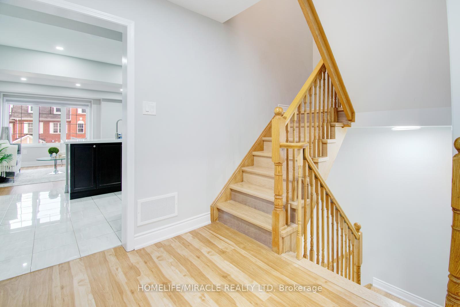 Photo 18 of 19 Stewardship Road, Brampton, Northwest Brampton — HOMEH
