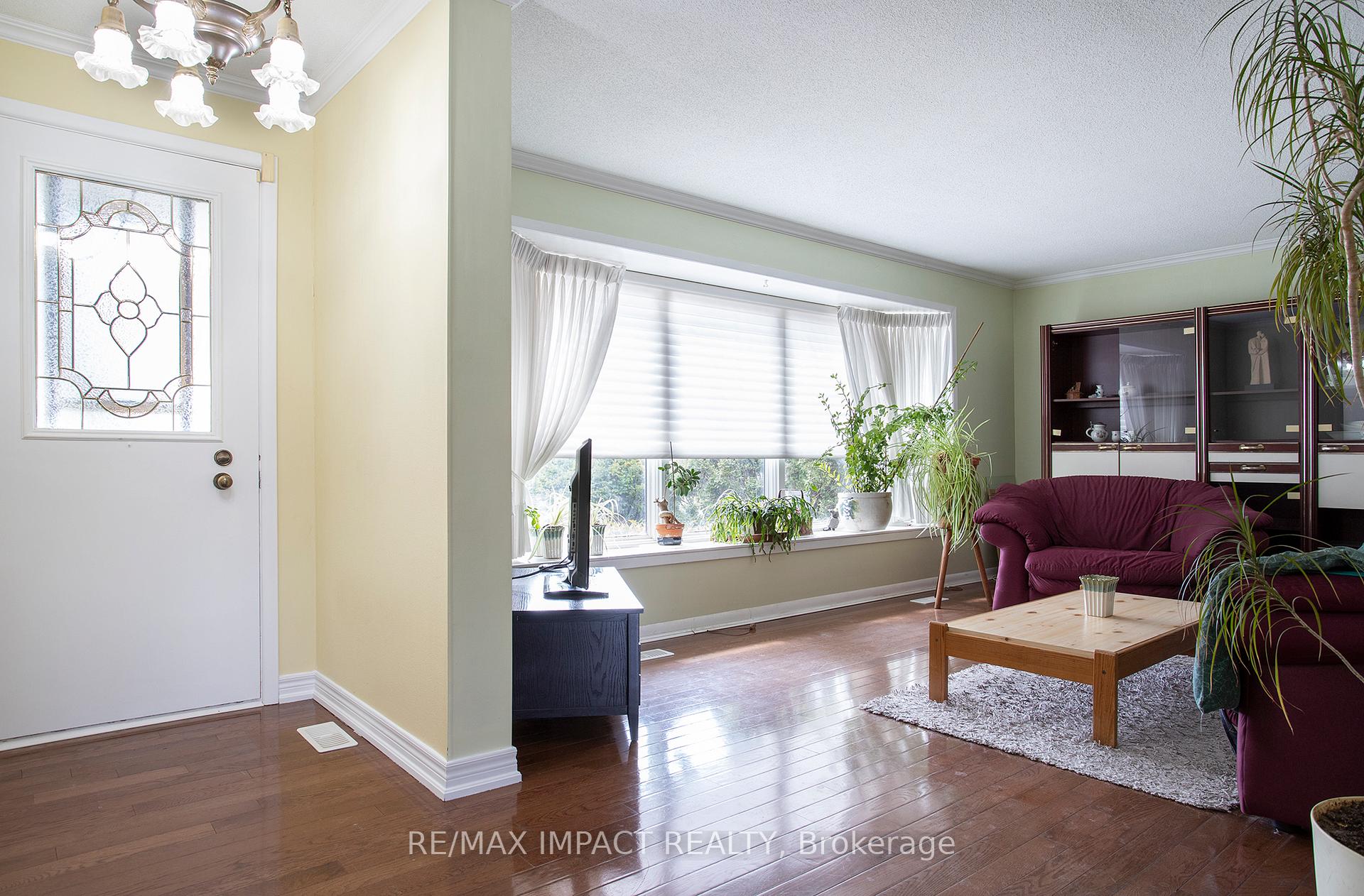 Photo 9 of 2198 Nash Road, Clarington, Bowmanville — HOMEH