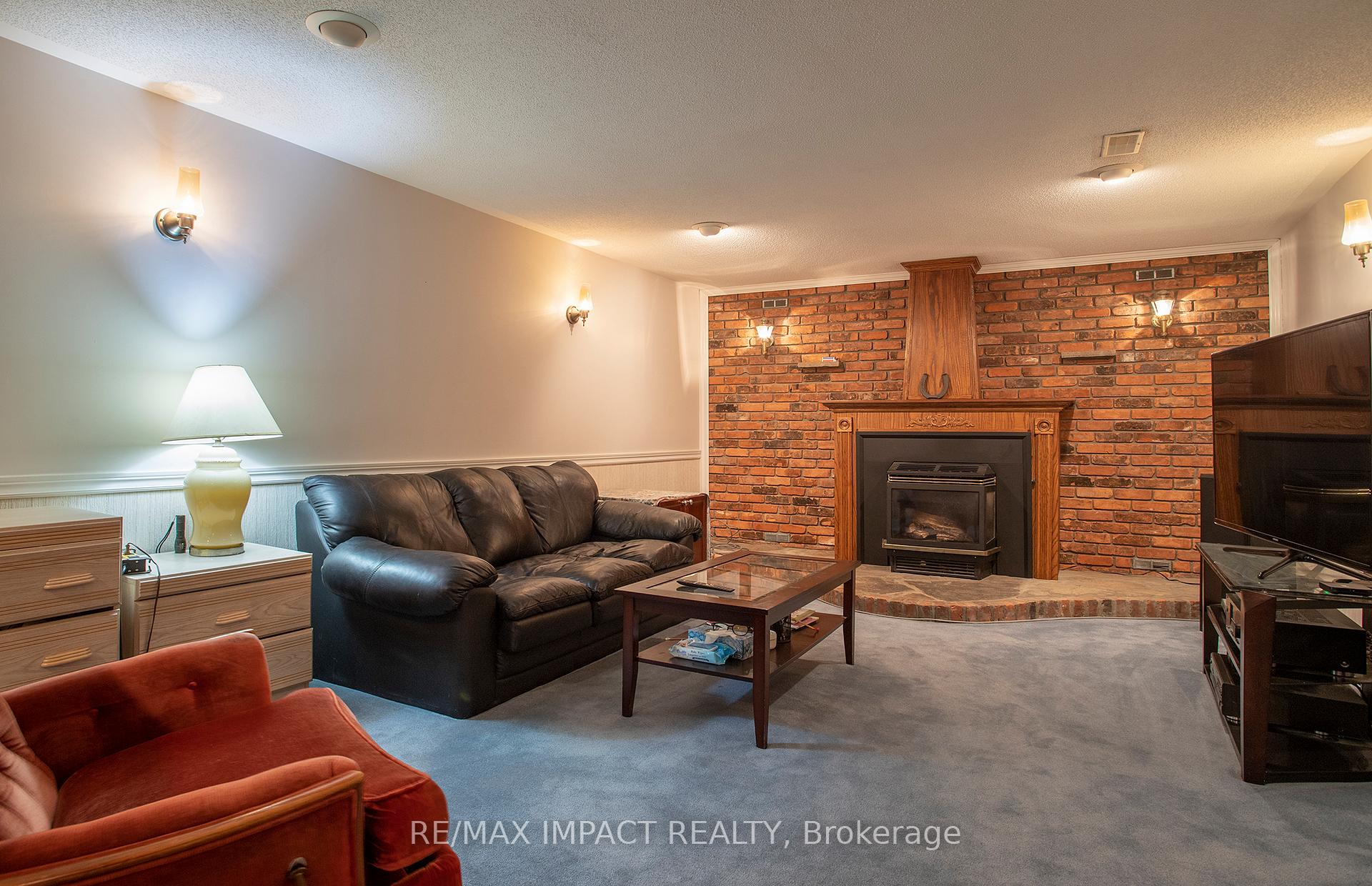 Photo 25 of 2198 Nash Road, Clarington, Bowmanville — HOMEH