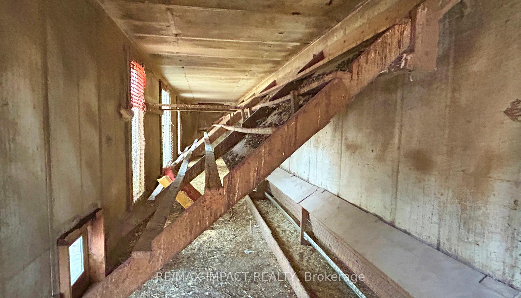Photo 46 of 2198 Nash Road, Clarington, Bowmanville — HOMEH