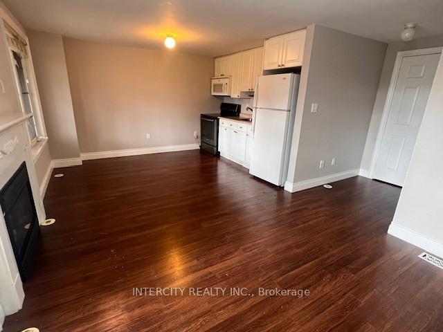 Photo 3 of 2 George Bogg Road, Vaughan, East Woodbridge — HOMEH