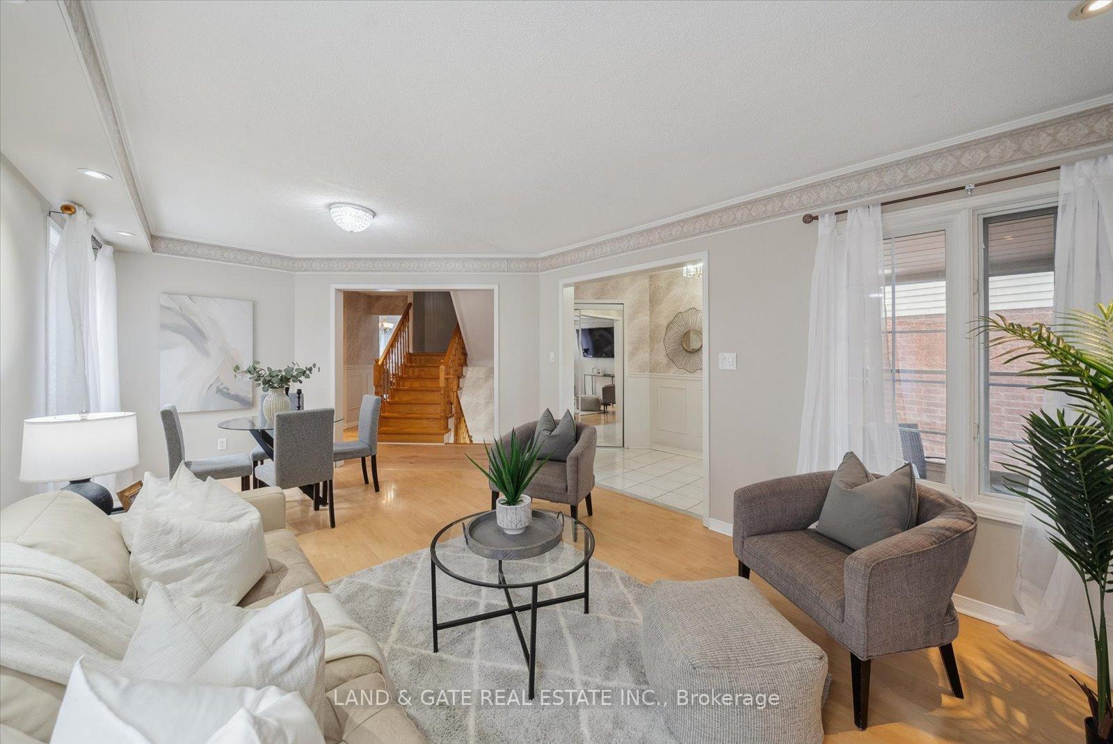 Photo 7 of 144 Smales Drive, Ajax, Central — HOMEH