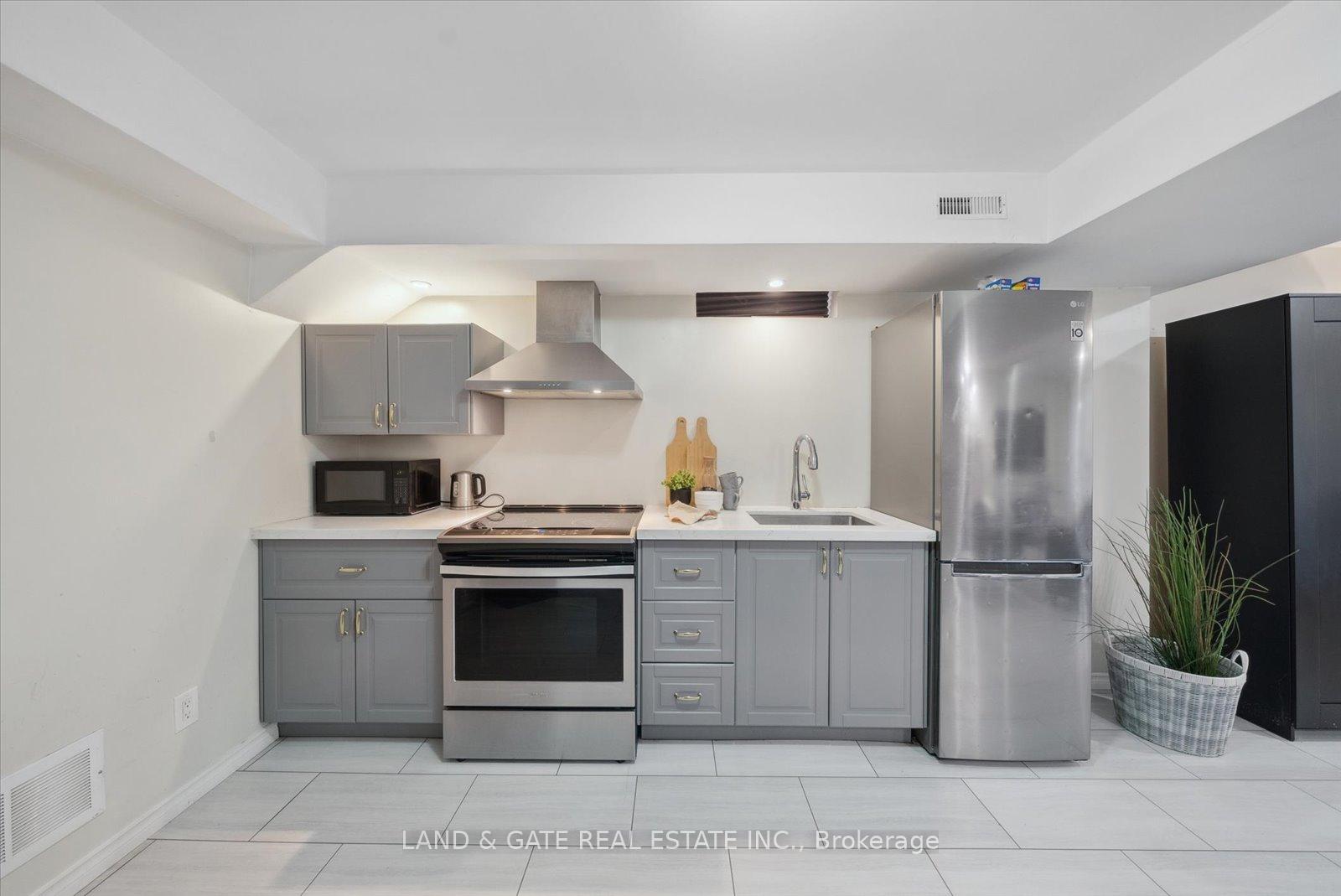 Photo 28 of 144 Smales Drive, Ajax, Central — HOMEH