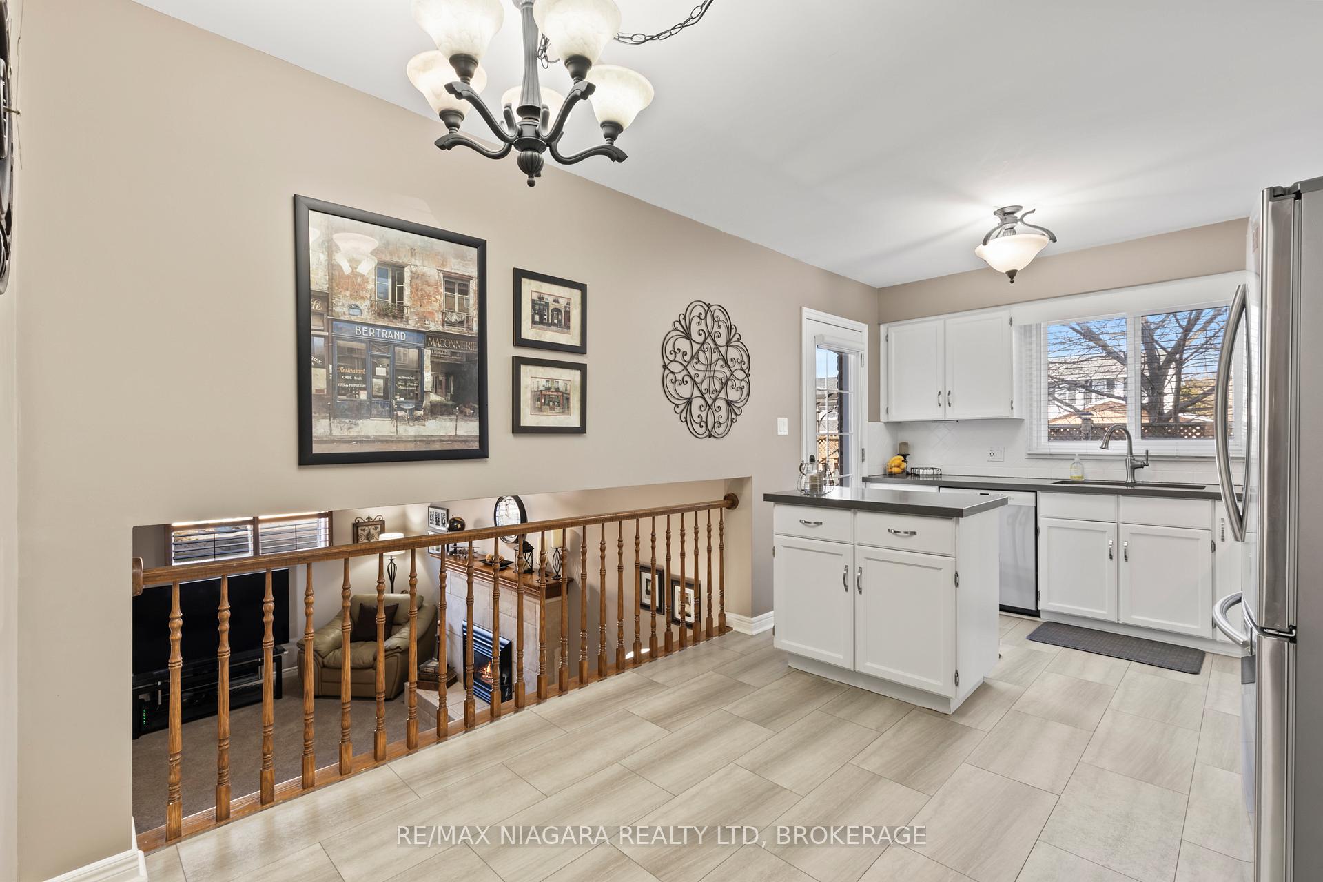 Photo 11 of 11 Cheritan Court, St. Catharines, Port Dalhousie — HOMEH