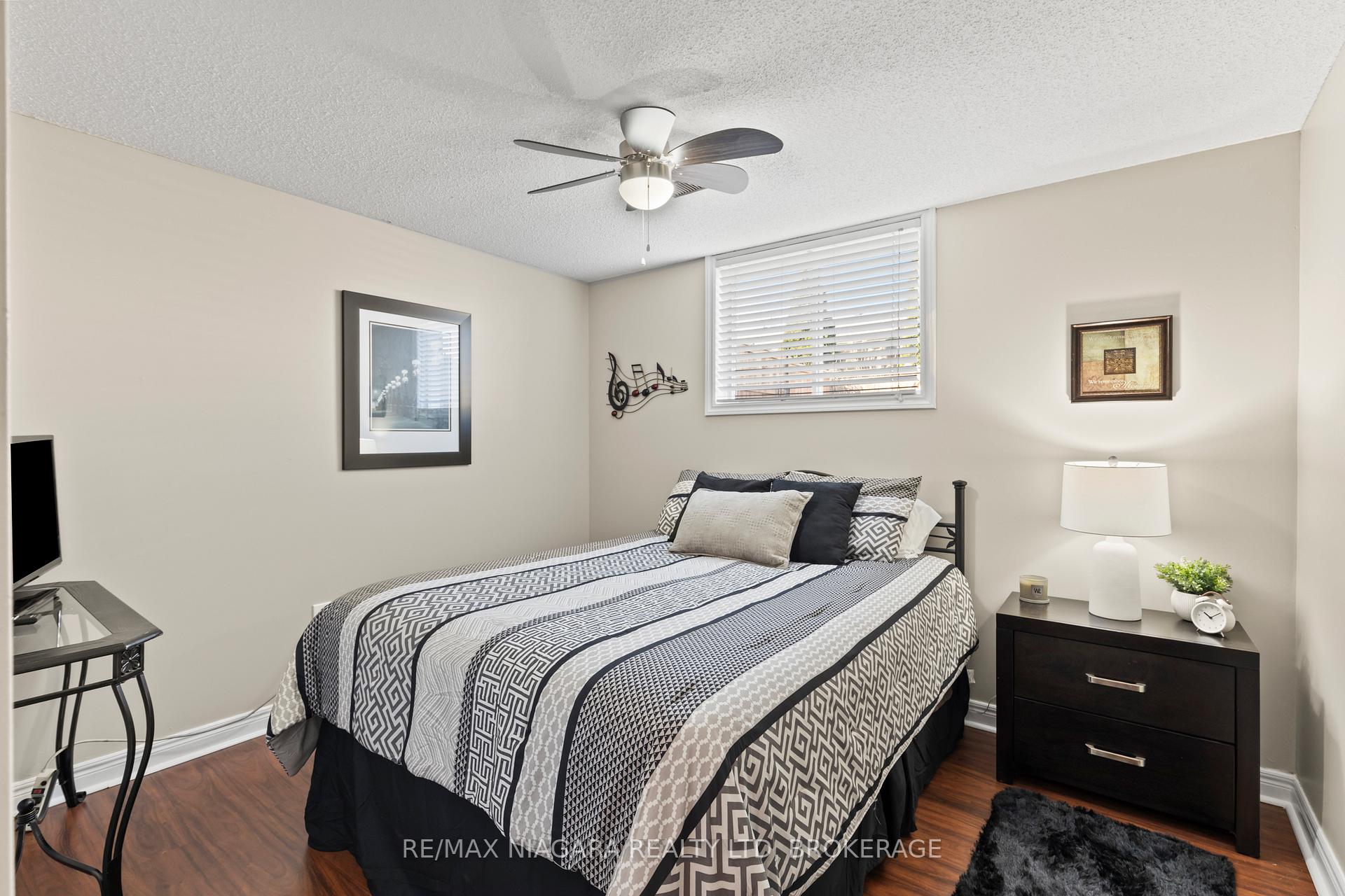 Photo 28 of 11 Cheritan Court, St. Catharines, Port Dalhousie — HOMEH