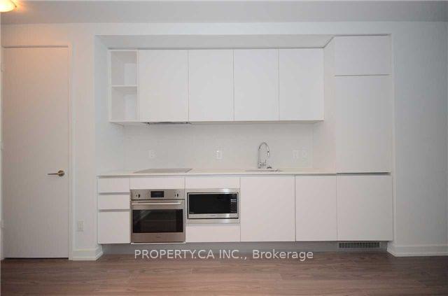 Photo 6 of Unit 218, 377 Madison Avenue, Toronto, Casa Loma — HOMEH
