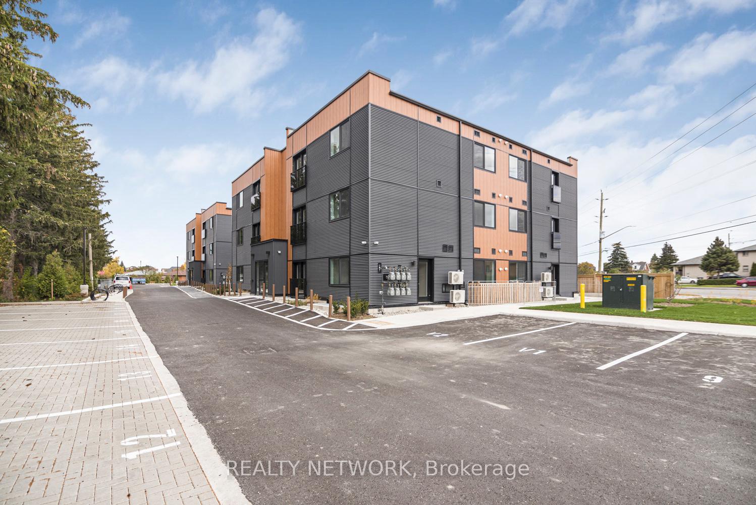 Front of Unit 3D-304, 261 King Street
