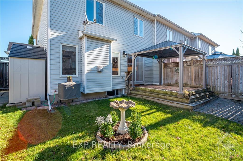 Photo 4 of 112 Grovemont Drive, Ottawa, Barrhaven - Strandherd — HOMEH