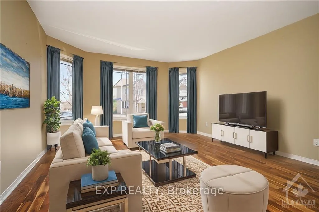 Photo 5 of 112 Grovemont Drive, Ottawa, Barrhaven - Strandherd — HOMEH