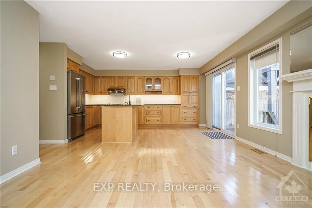 Photo 8 of 112 Grovemont Drive, Ottawa, Barrhaven - Strandherd — HOMEH