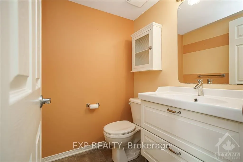 Photo 9 of 112 Grovemont Drive, Ottawa, Barrhaven - Strandherd — HOMEH