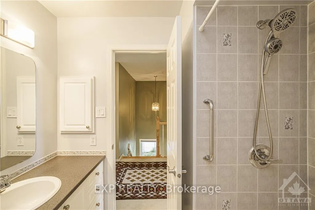 Photo 19 of 112 Grovemont Drive, Ottawa, Barrhaven - Strandherd — HOMEH