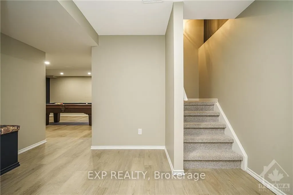 Photo 21 of 112 Grovemont Drive, Ottawa, Barrhaven - Strandherd — HOMEH
