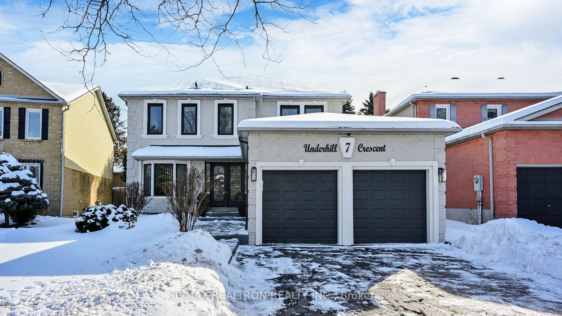 Photo 1 of 7 Underhill Crescent, Aurora, Aurora Highlands — HOMEH