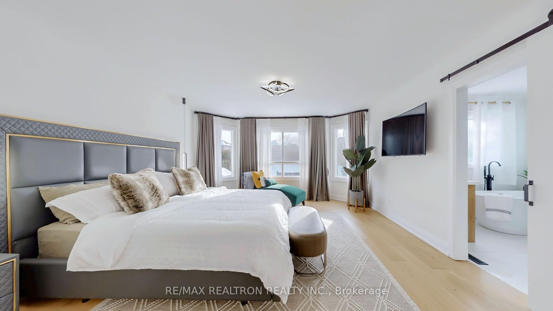 Photo 23 of 7 Underhill Crescent, Aurora, Aurora Highlands — HOMEH