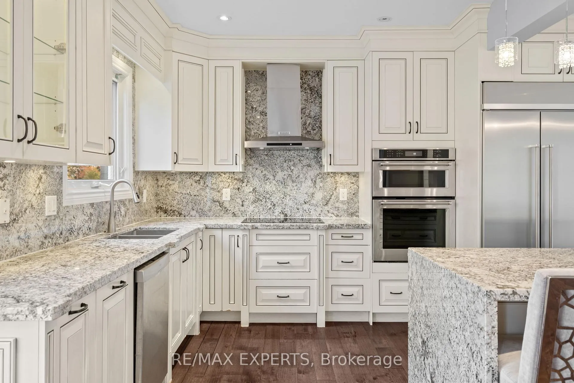 Photo 9 of 39 Michelle Drive, Vaughan, East Woodbridge — HOMEH