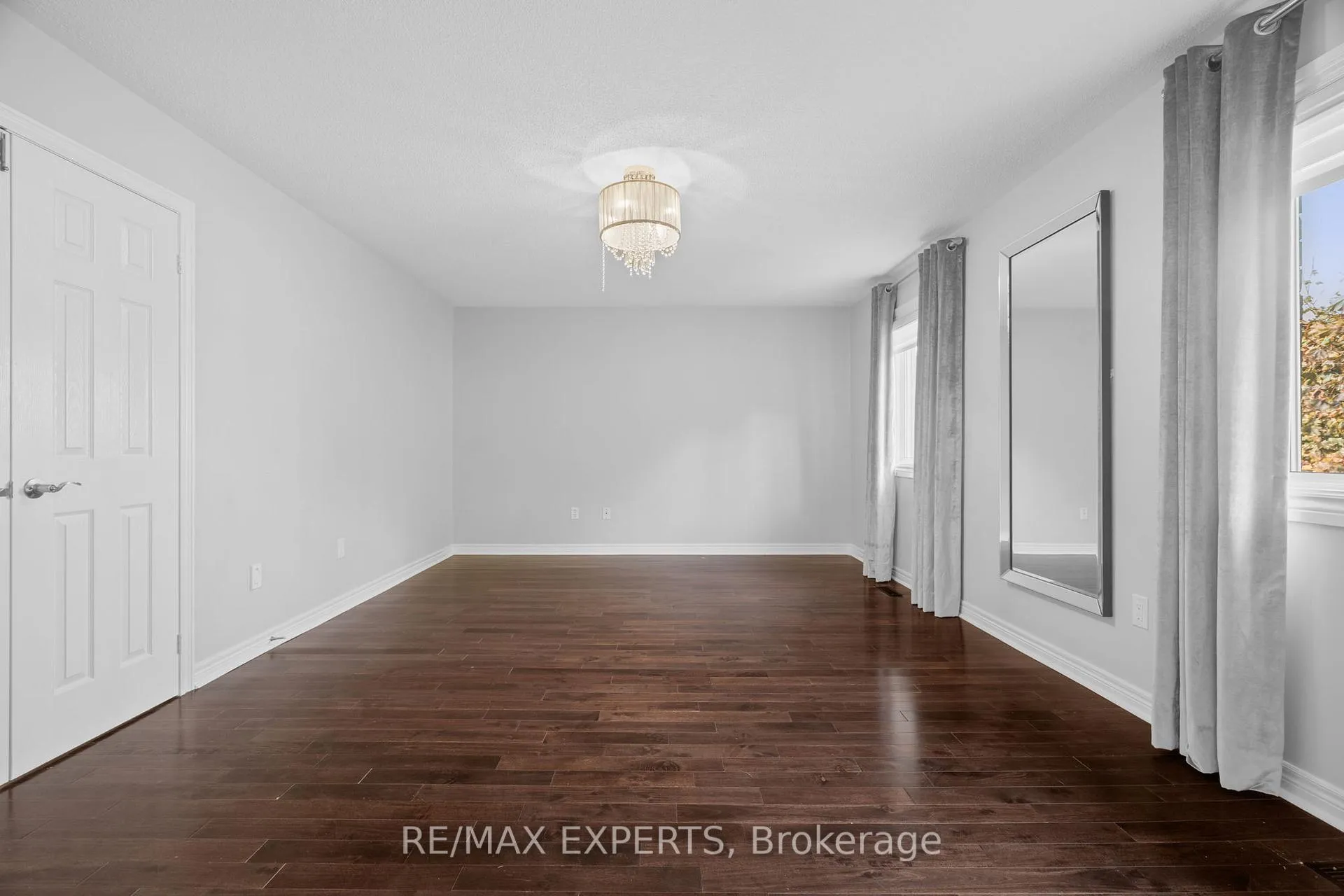 Photo 21 of 39 Michelle Drive, Vaughan, East Woodbridge — HOMEH