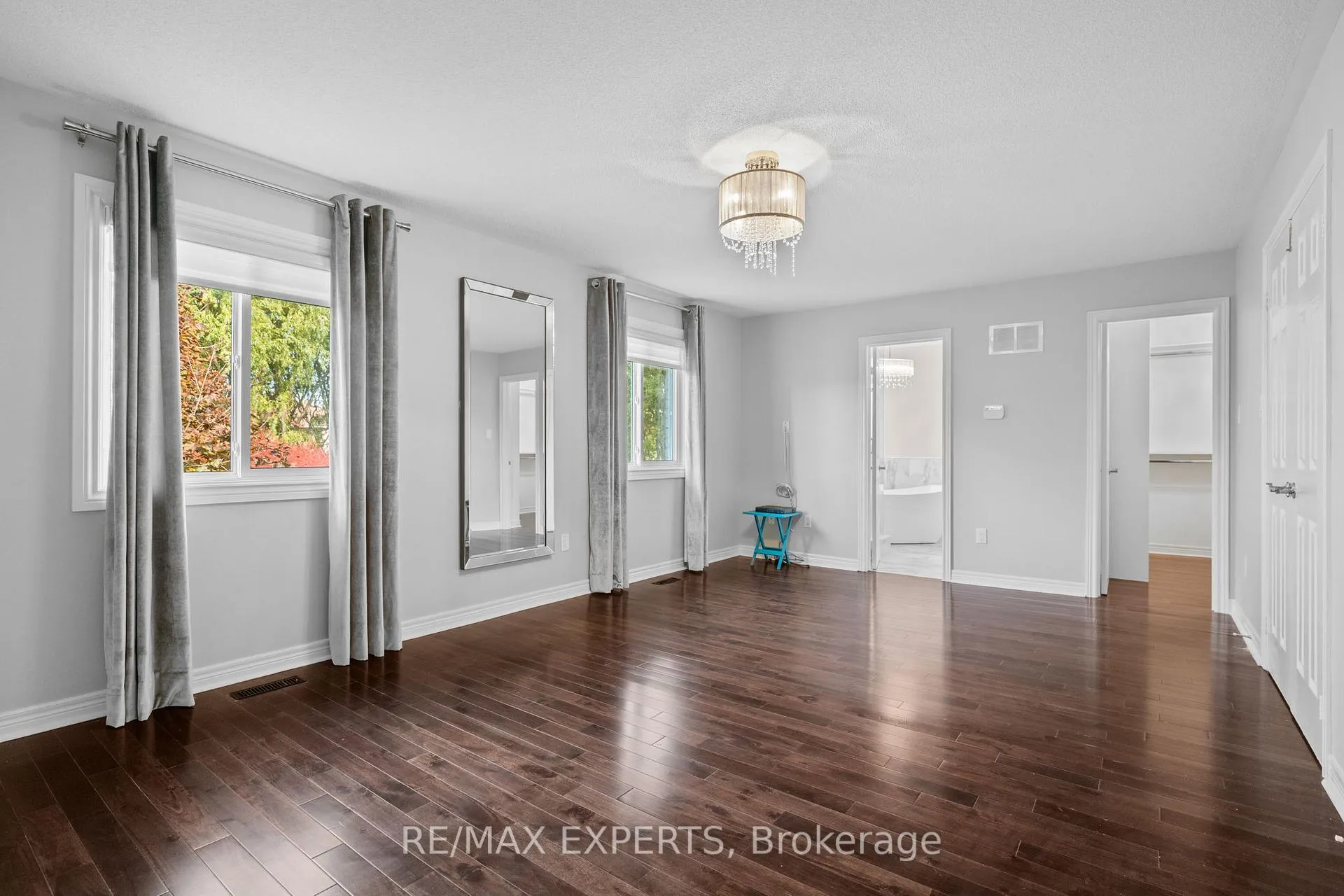 Photo 22 of 39 Michelle Drive, Vaughan, East Woodbridge — HOMEH