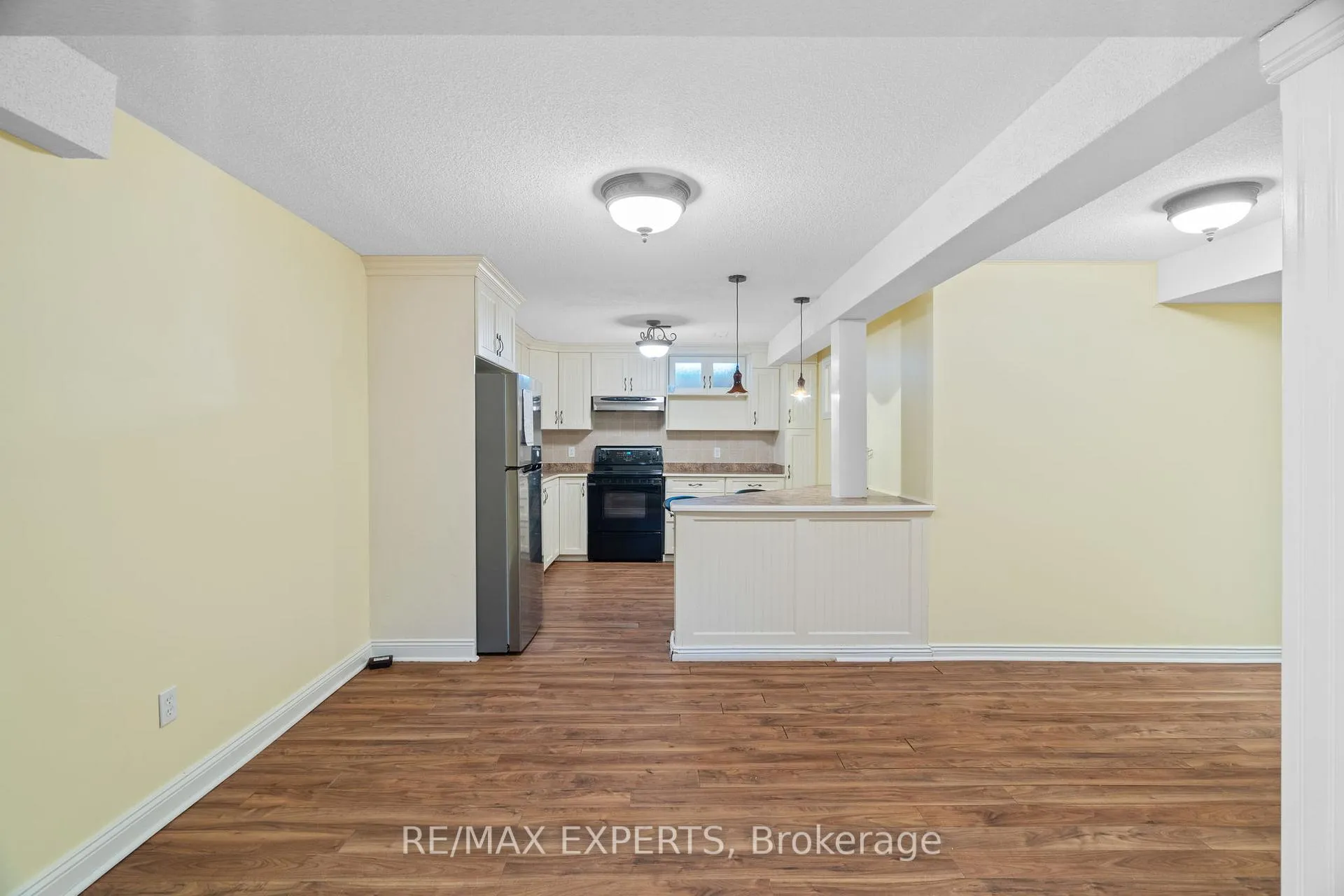 Photo 33 of 39 Michelle Drive, Vaughan, East Woodbridge — HOMEH