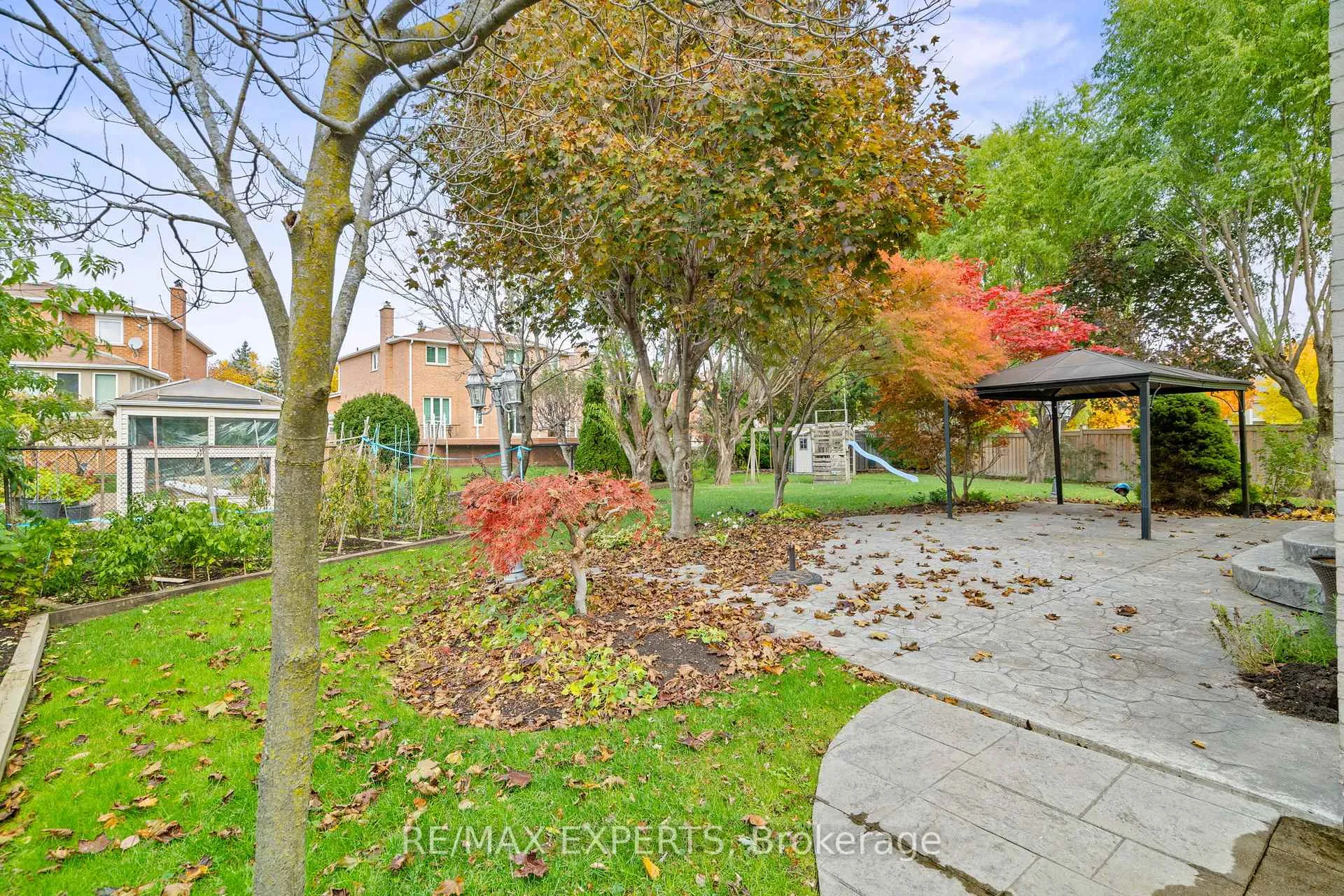Photo 34 of 39 Michelle Drive, Vaughan, East Woodbridge — HOMEH