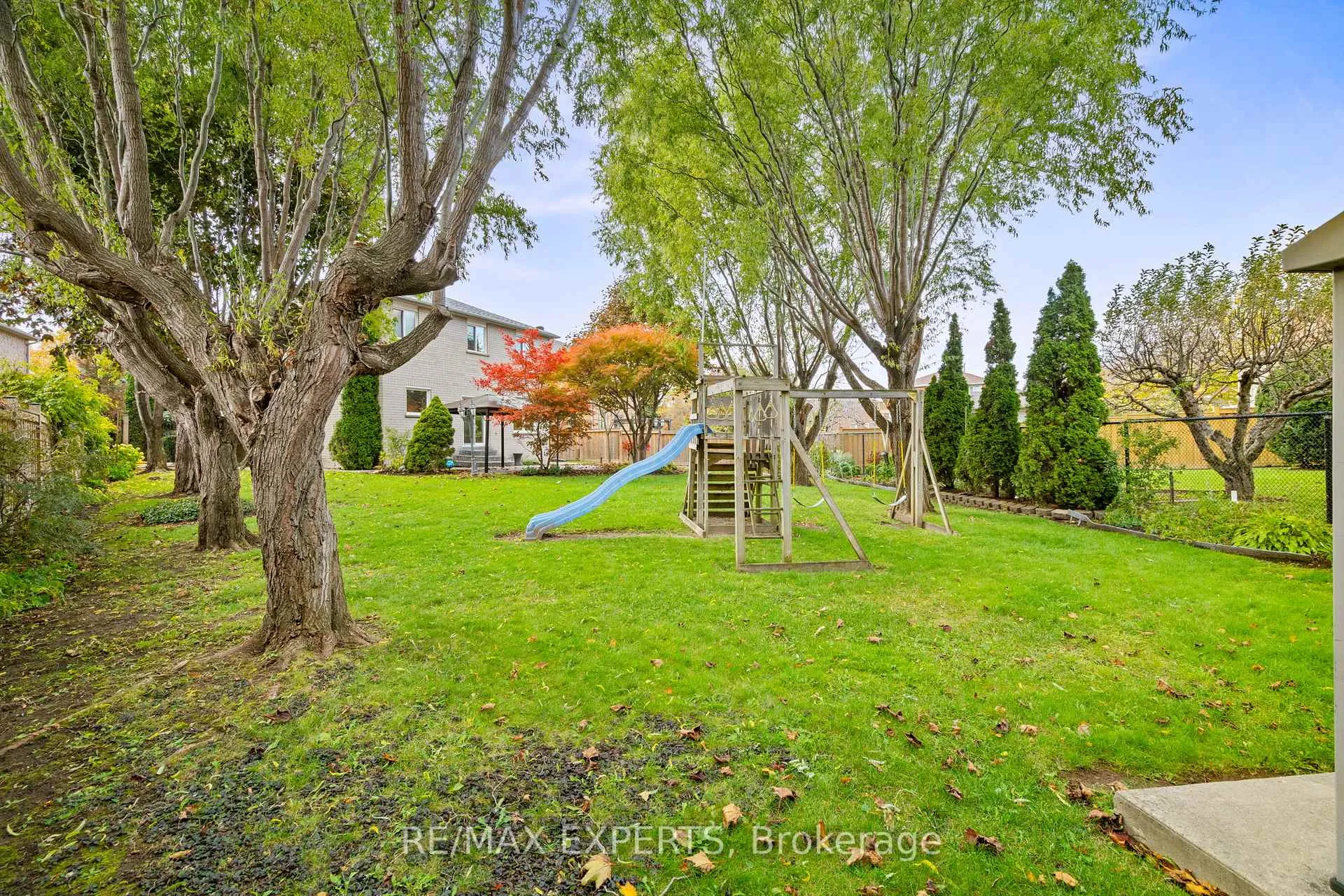 Photo 38 of 39 Michelle Drive, Vaughan, East Woodbridge — HOMEH