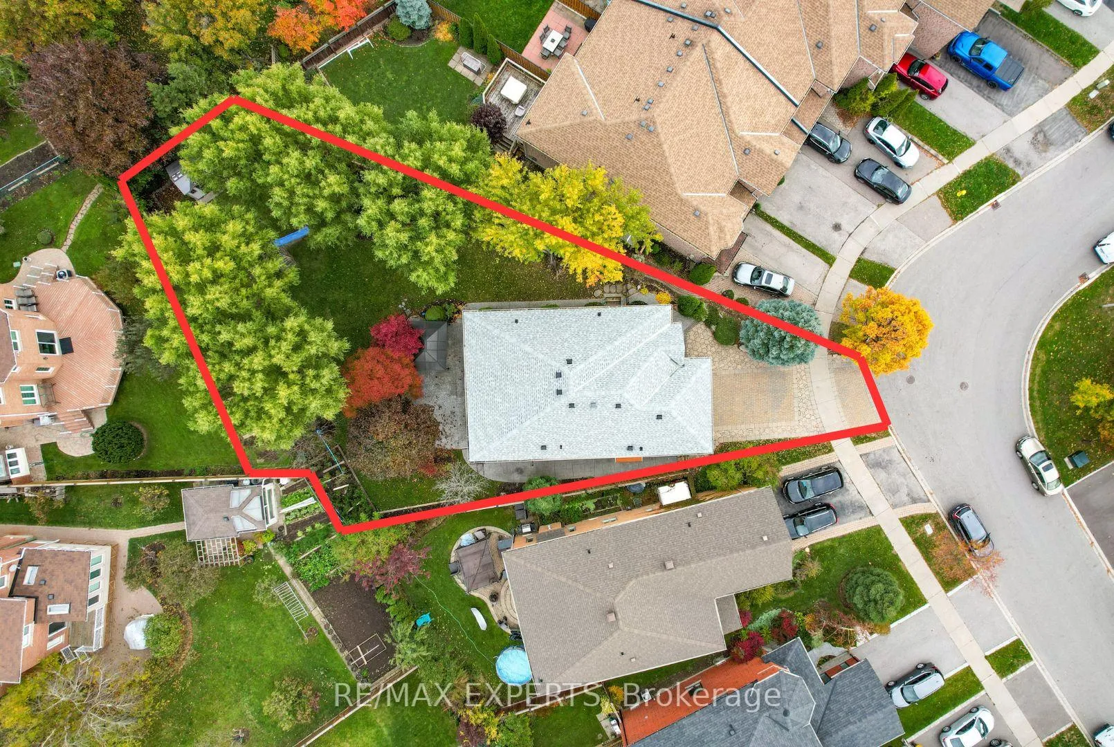 Photo 41 of 39 Michelle Drive, Vaughan, East Woodbridge — HOMEH