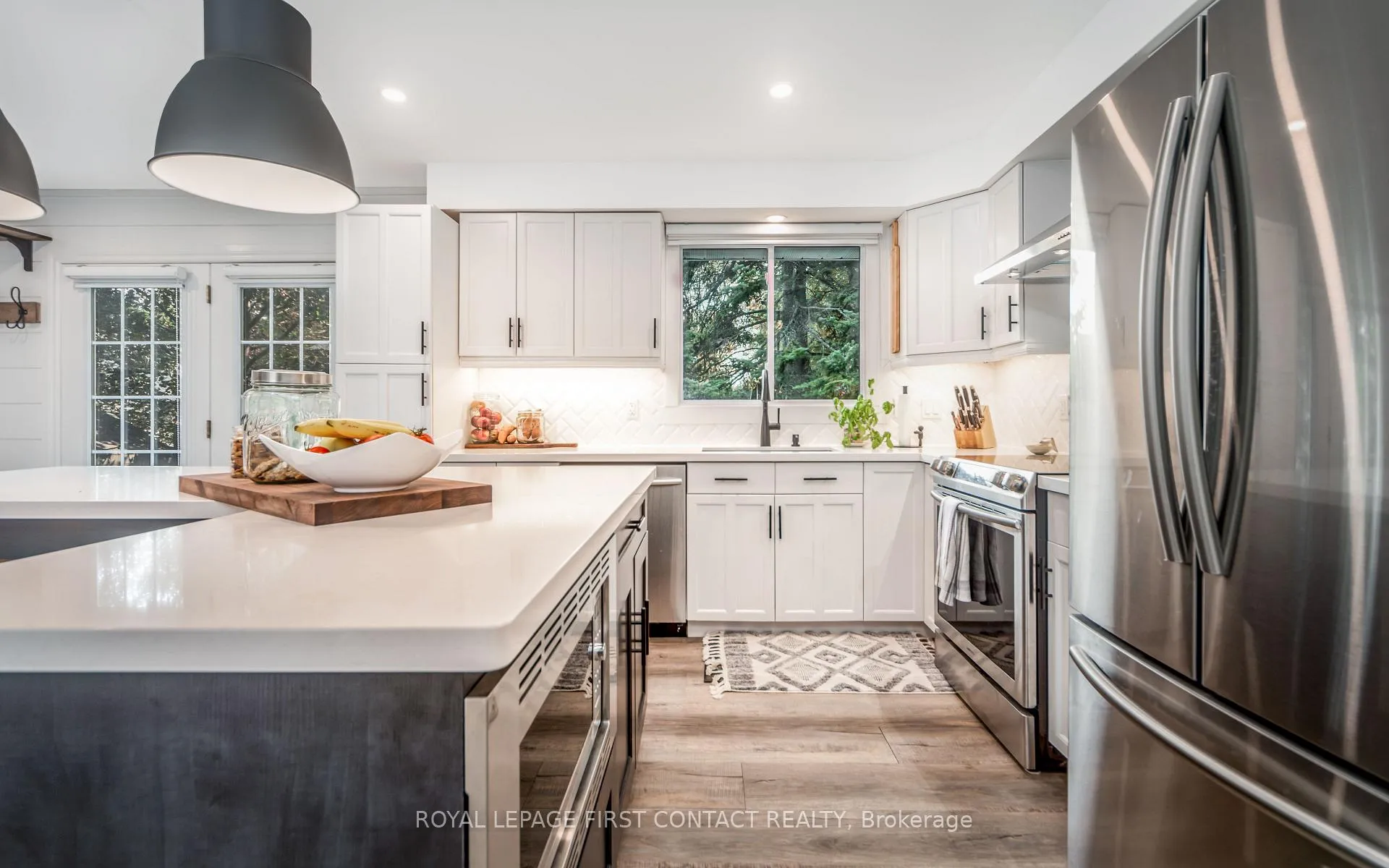 Photo 7 of 155 Napier Street, Barrie, Codrington — HOMEH