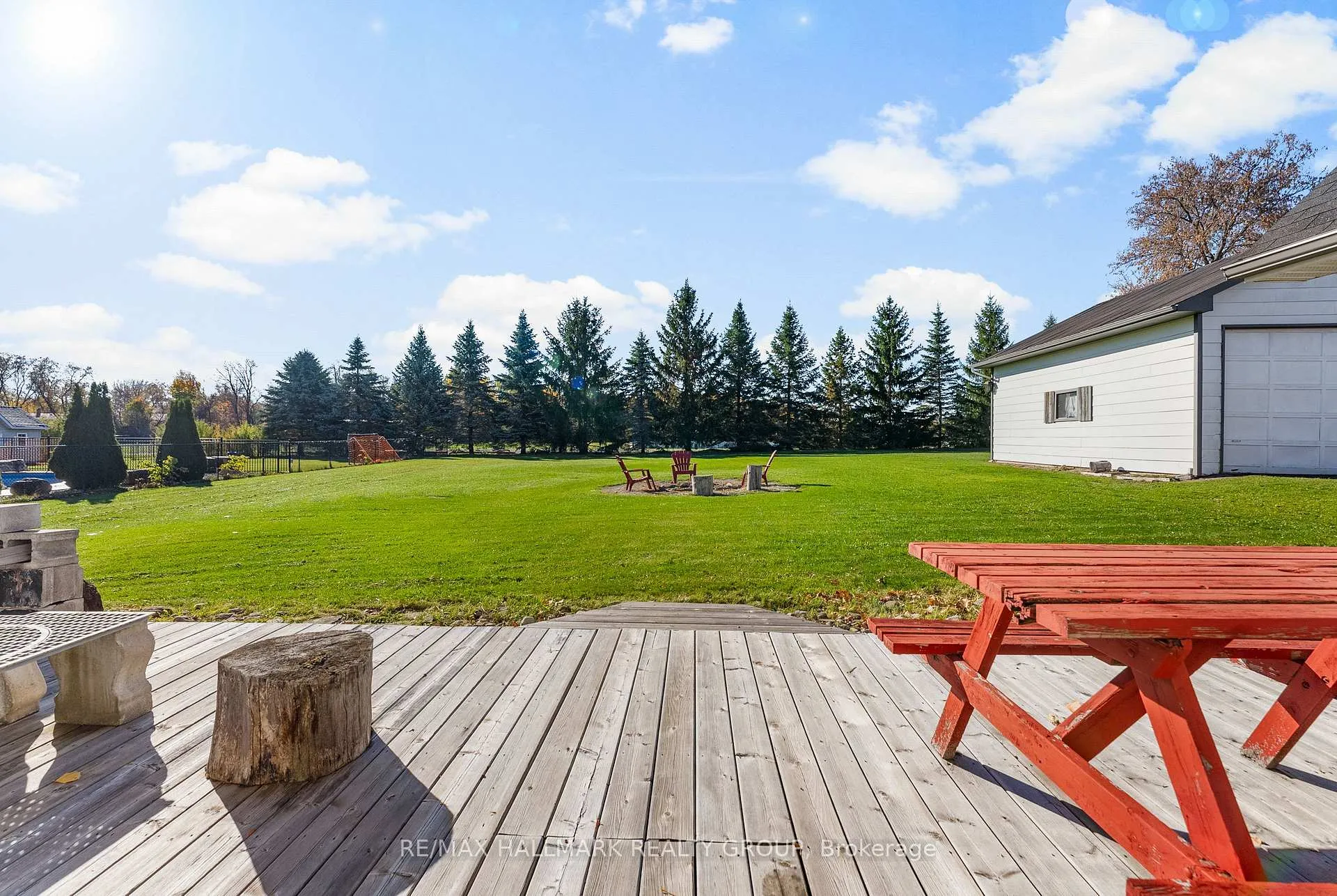 Photo 12 of 1456 Meadow Drive, Ottawa, Greely — HOMEH