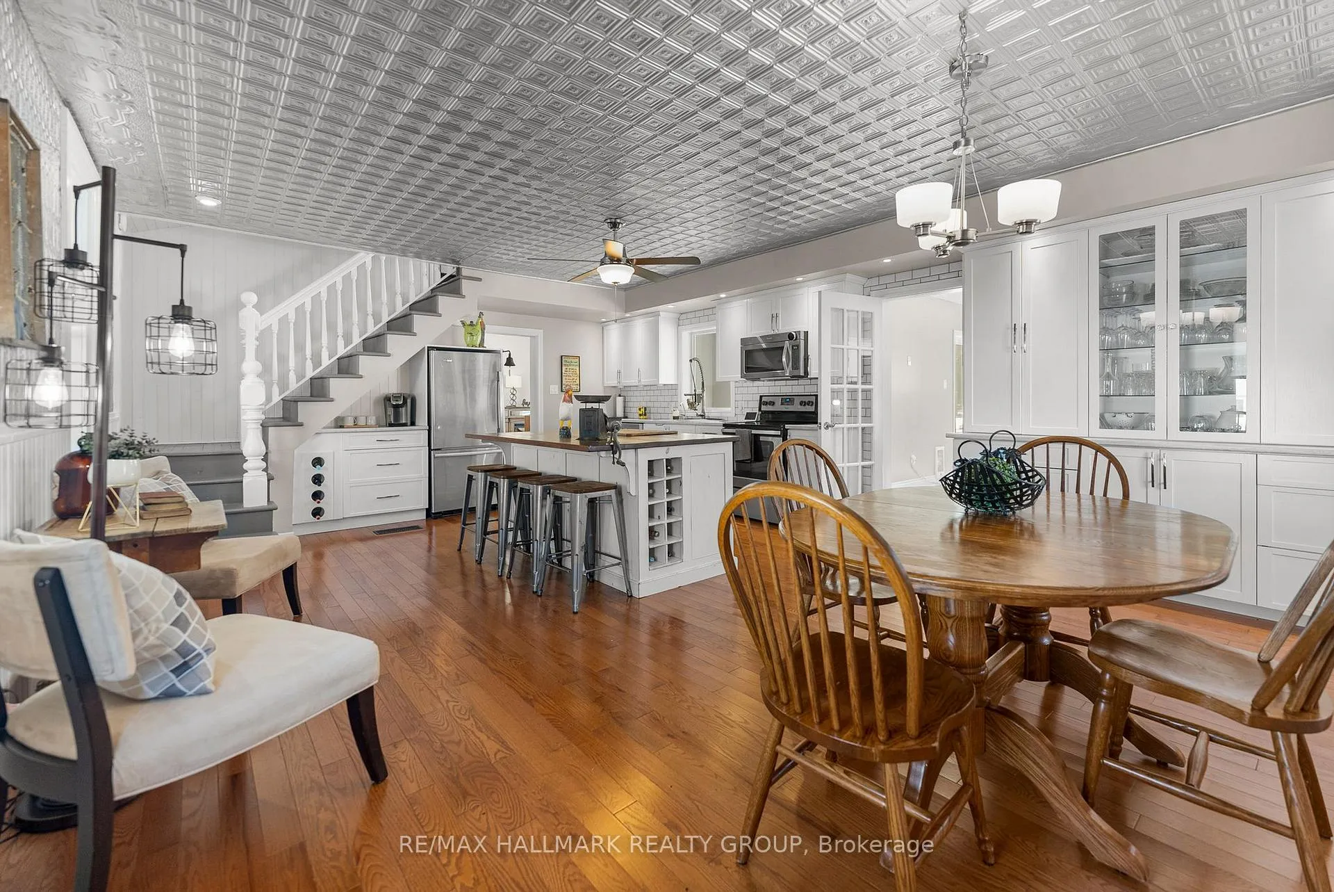 Photo 16 of 1456 Meadow Drive, Ottawa, Greely — HOMEH
