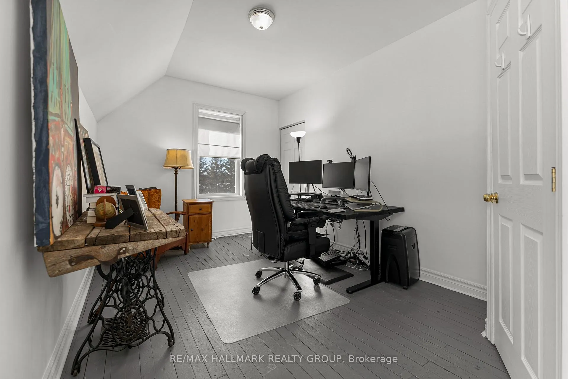 Photo 33 of 1456 Meadow Drive, Ottawa, Greely — HOMEH