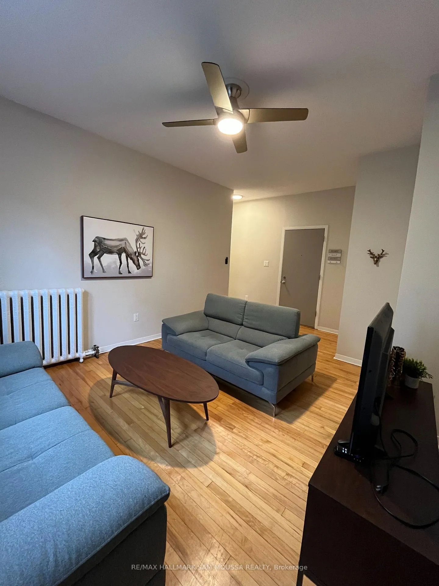 Photo 3 of Unit 6, 232 Cooper Street, Ottawa, Ottawa Centre — HOMEH