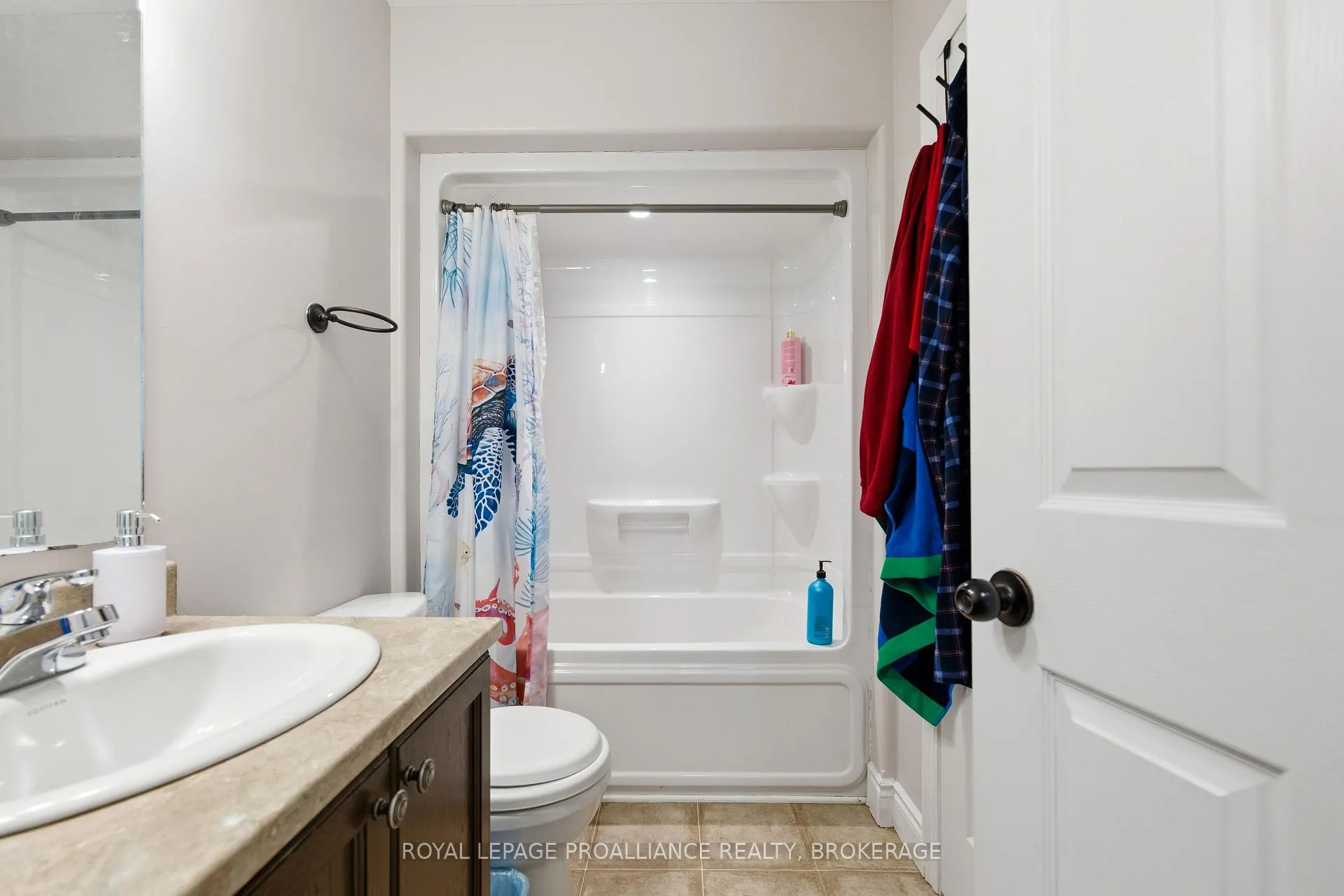 Photo 18 of 316 Janette Street, Kingston, City Northwest — HOMEH
