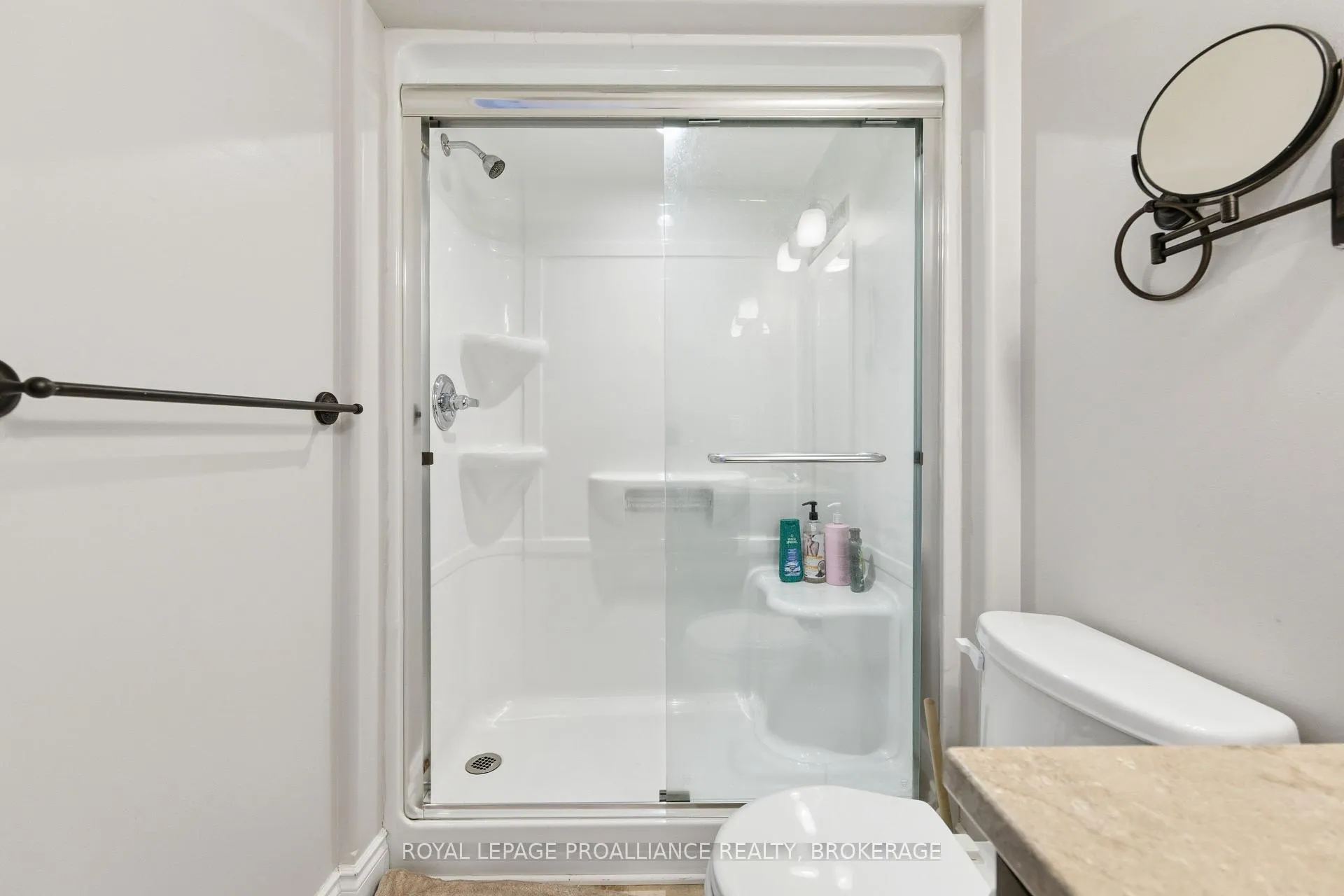 Photo 33 of 316 Janette Street, Kingston, City Northwest — HOMEH