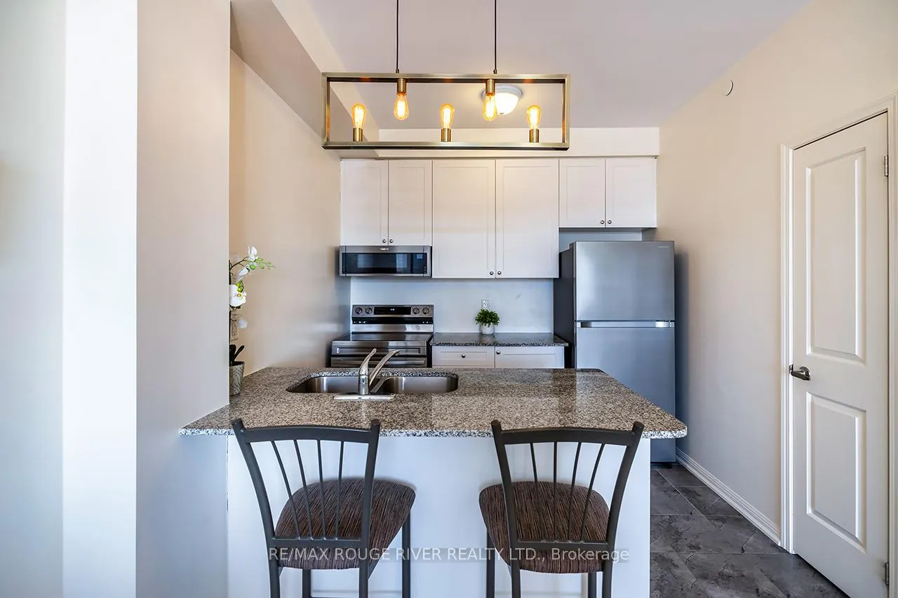 Photo 5 of Unit 322, 84 Aspen Springs Drive, Clarington, Bowmanville — HOMEH