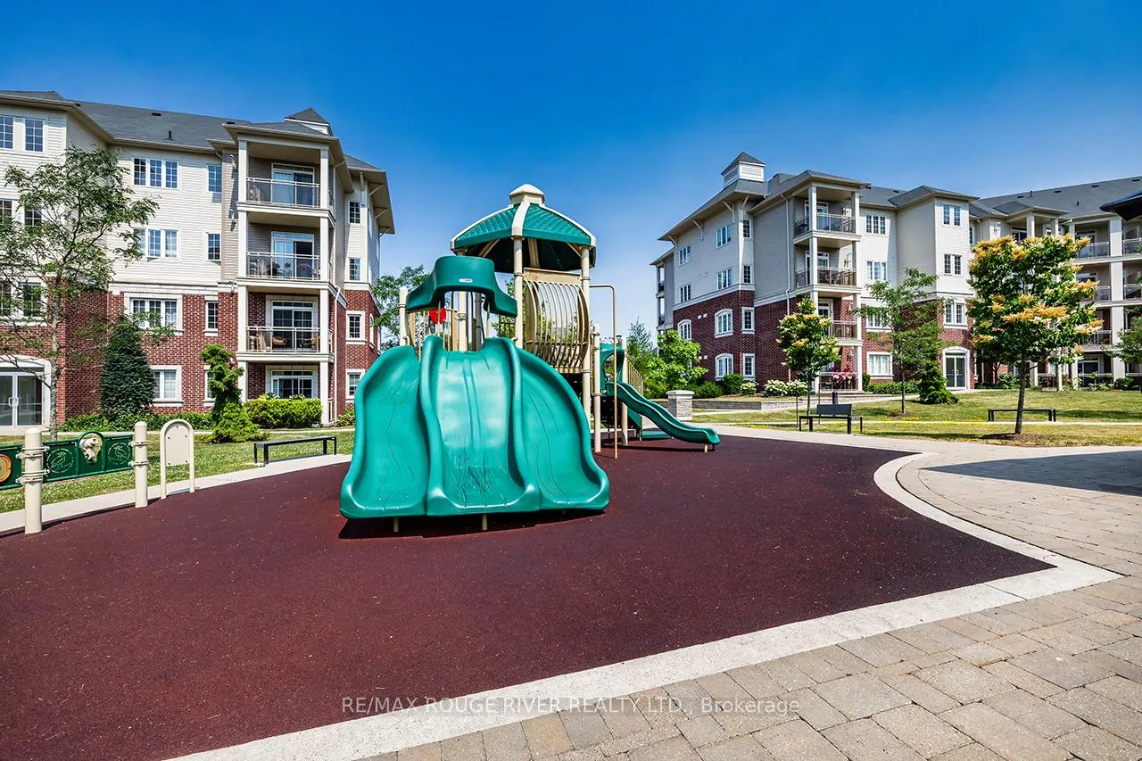 Photo 28 of Unit 322, 84 Aspen Springs Drive, Clarington, Bowmanville — HOMEH