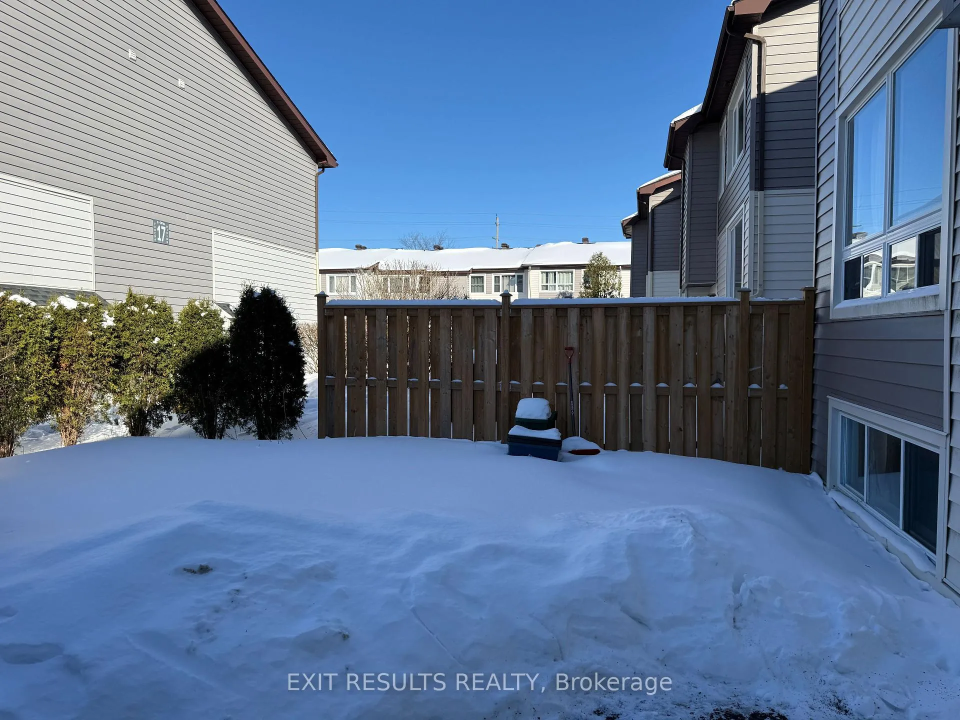 Photo 3 of 25H Banner Road, Ottawa, Sheahan Estates/Trend Village — HOMEH