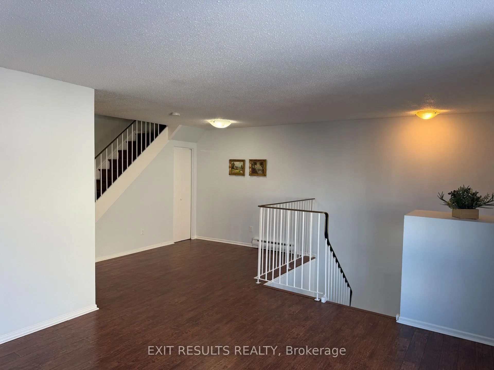 Photo 11 of 25H Banner Road, Ottawa, Sheahan Estates/Trend Village — HOMEH