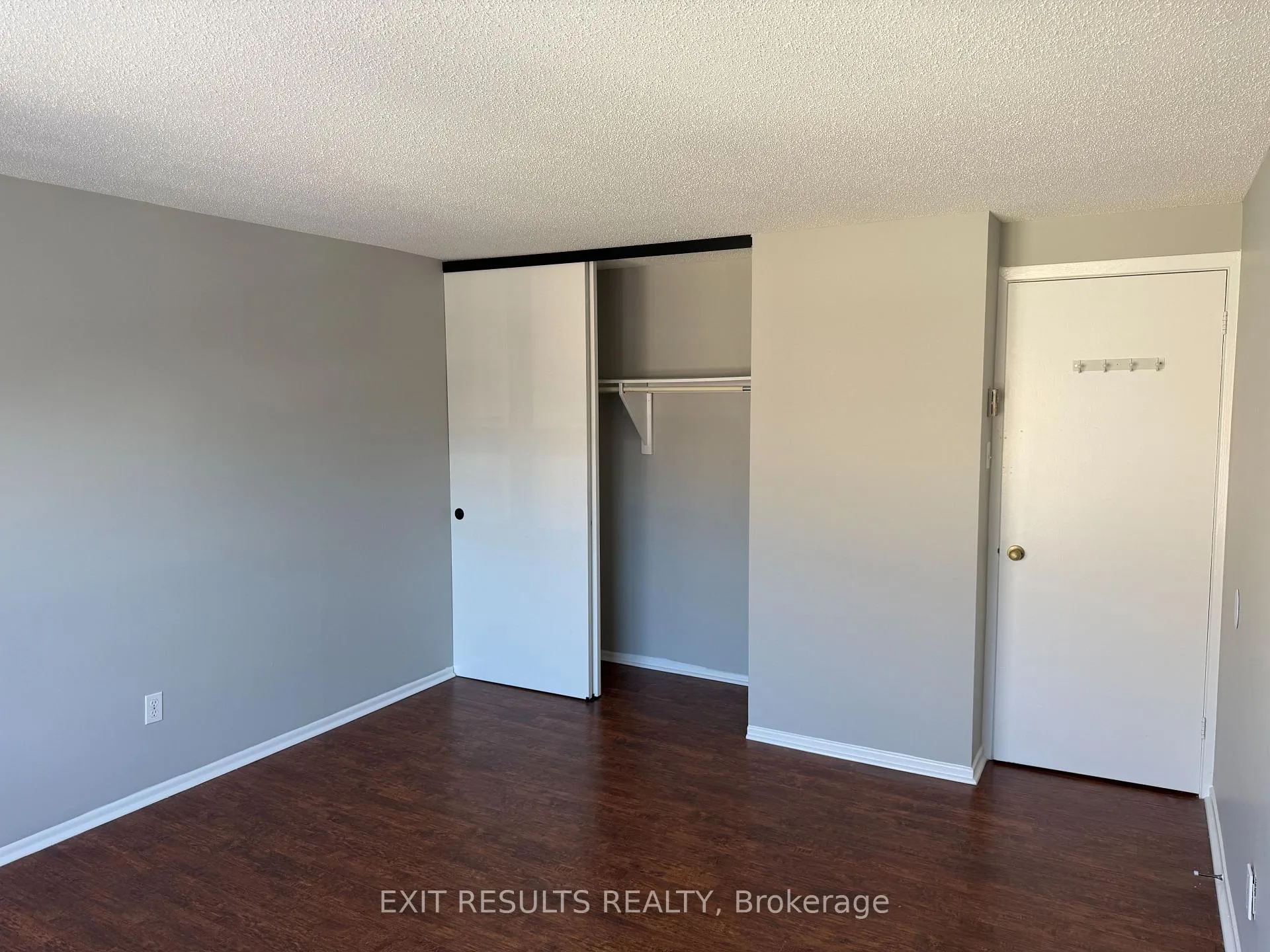 Photo 30 of 25H Banner Road, Ottawa, Sheahan Estates/Trend Village — HOMEH