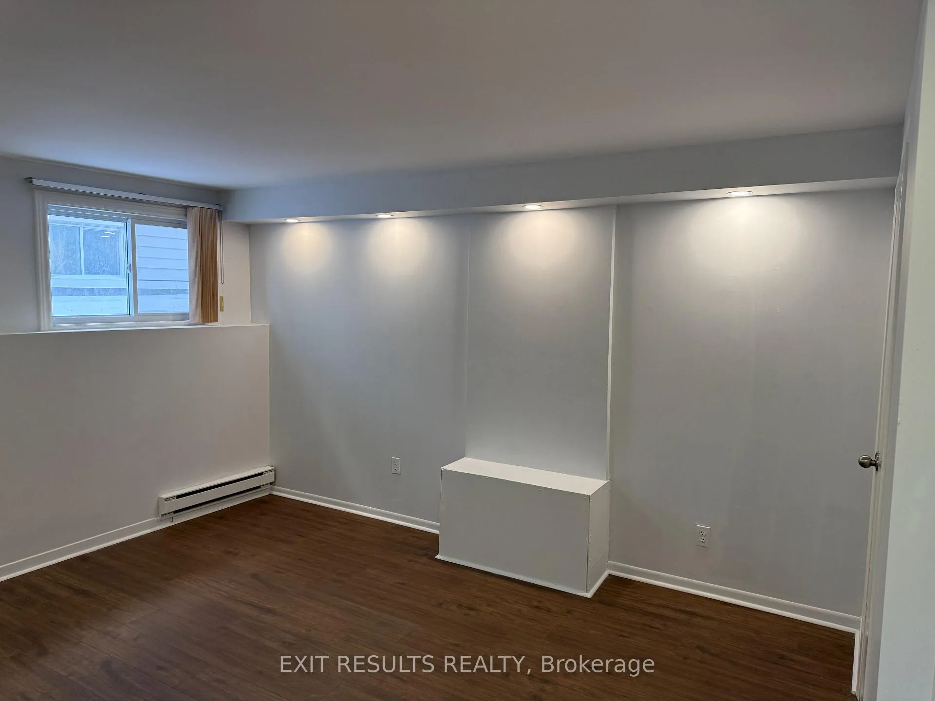 Photo 42 of 25H Banner Road, Ottawa, Sheahan Estates/Trend Village — HOMEH