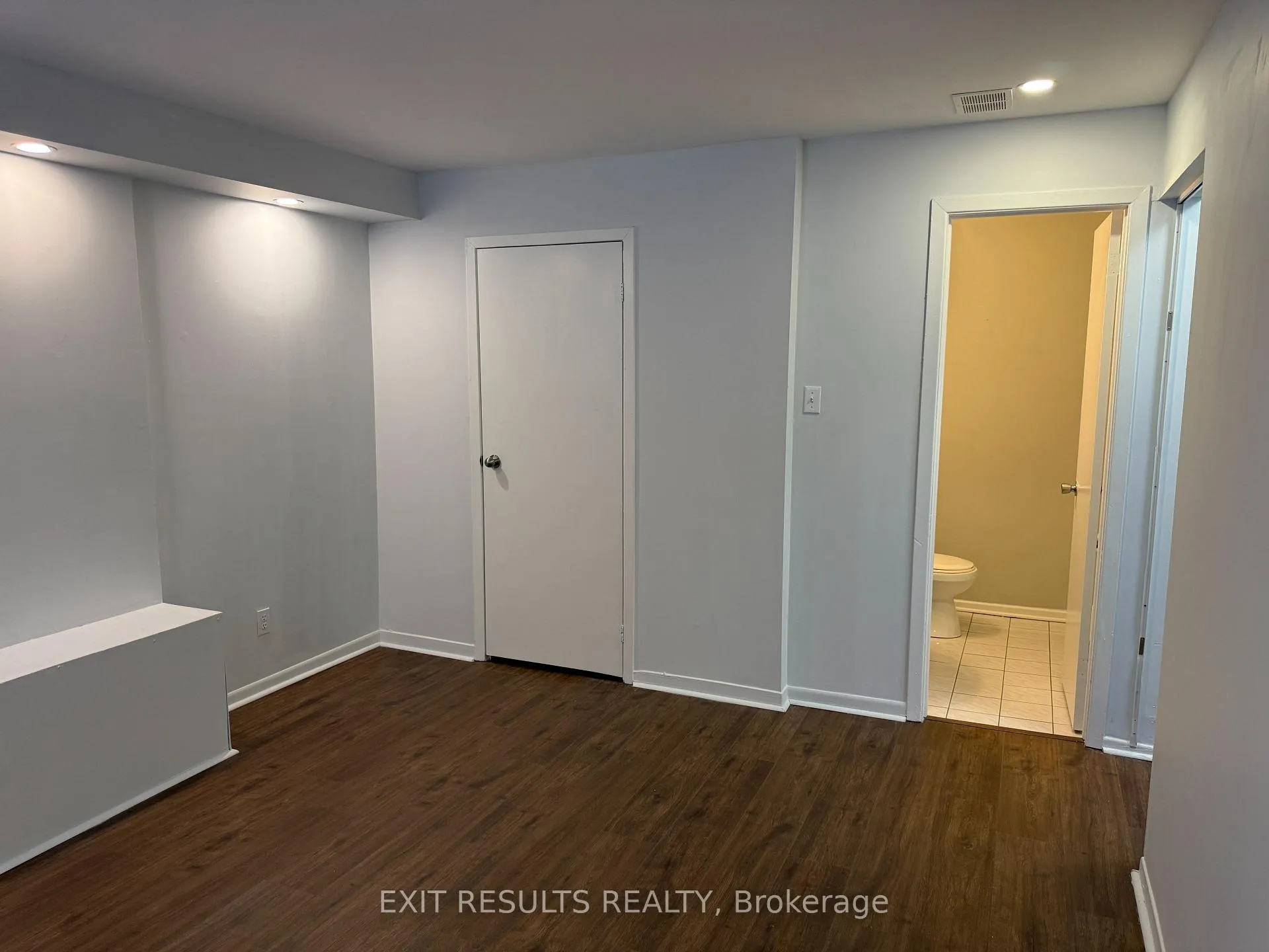 Photo 44 of 25H Banner Road, Ottawa, Sheahan Estates/Trend Village — HOMEH