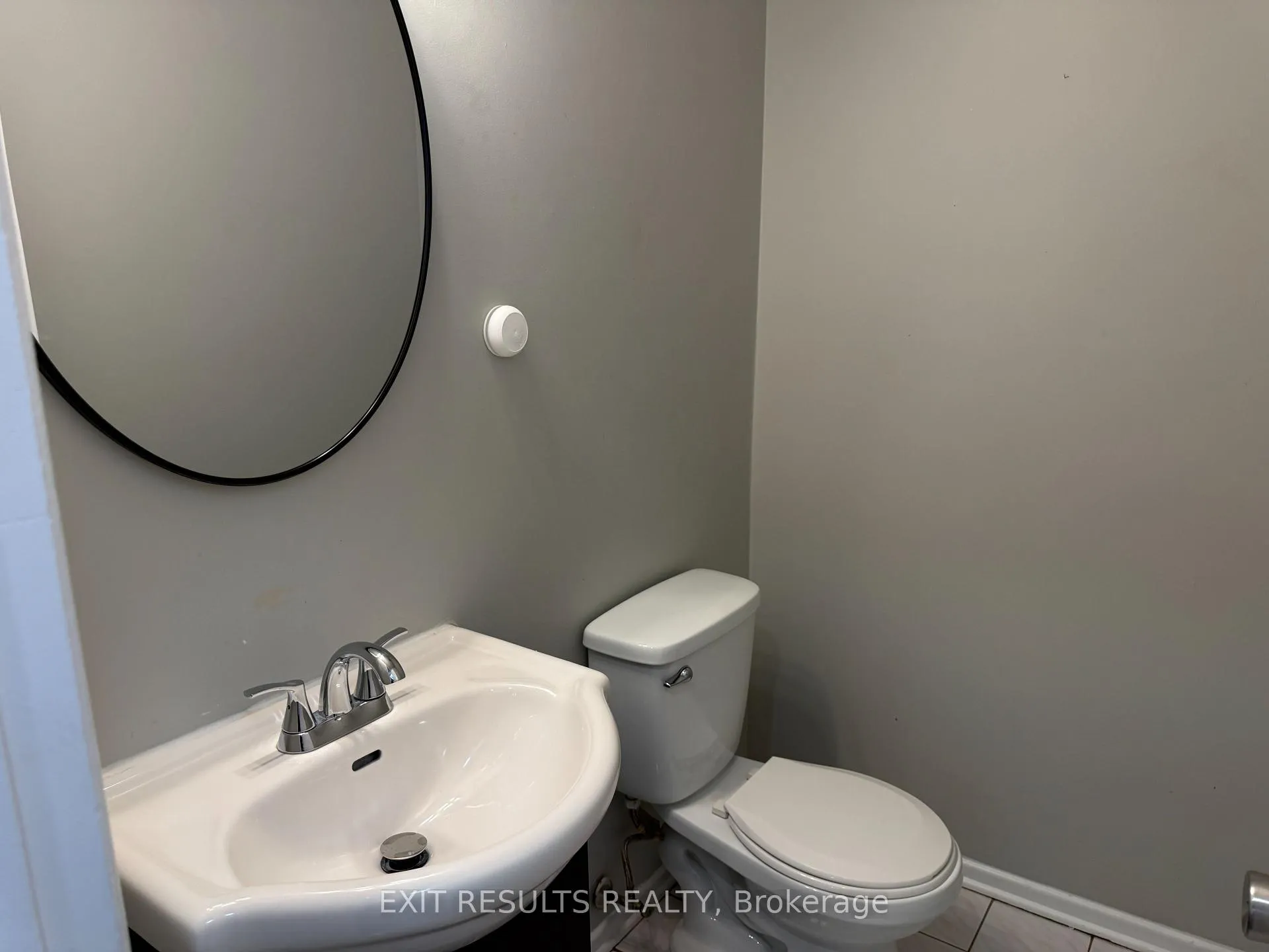 Photo 45 of 25H Banner Road, Ottawa, Sheahan Estates/Trend Village — HOMEH