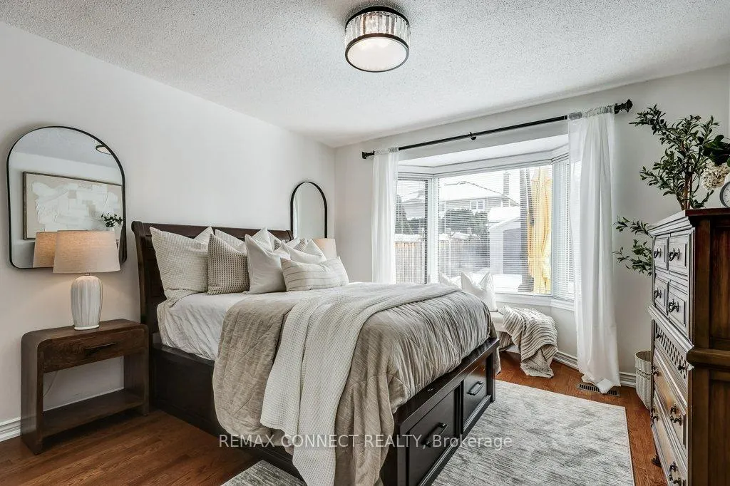 Photo 31 of 863 Deer Valley Drive, Oshawa, Northglen — HOMEH