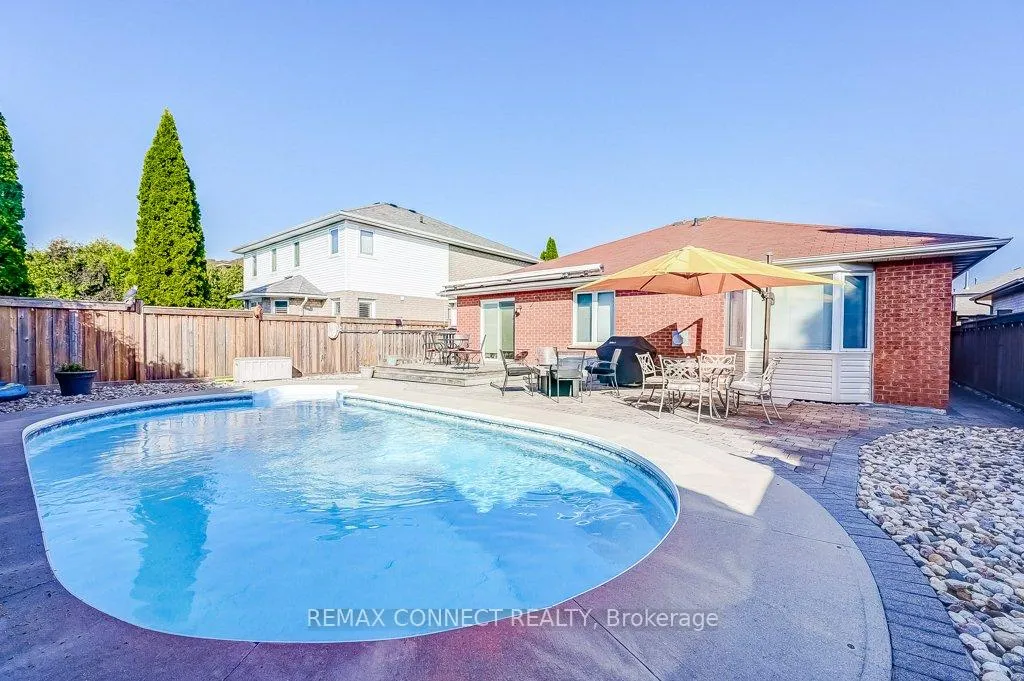 Photo 45 of 863 Deer Valley Drive, Oshawa, Northglen — HOMEH