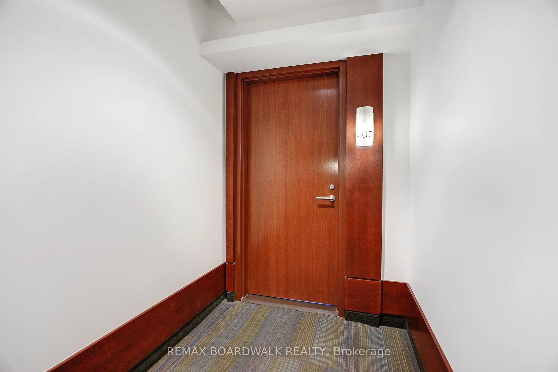 Photo 6 of Unit 407, 575 Byron Avenue, Ottawa, McKellar/Highland — HOMEH