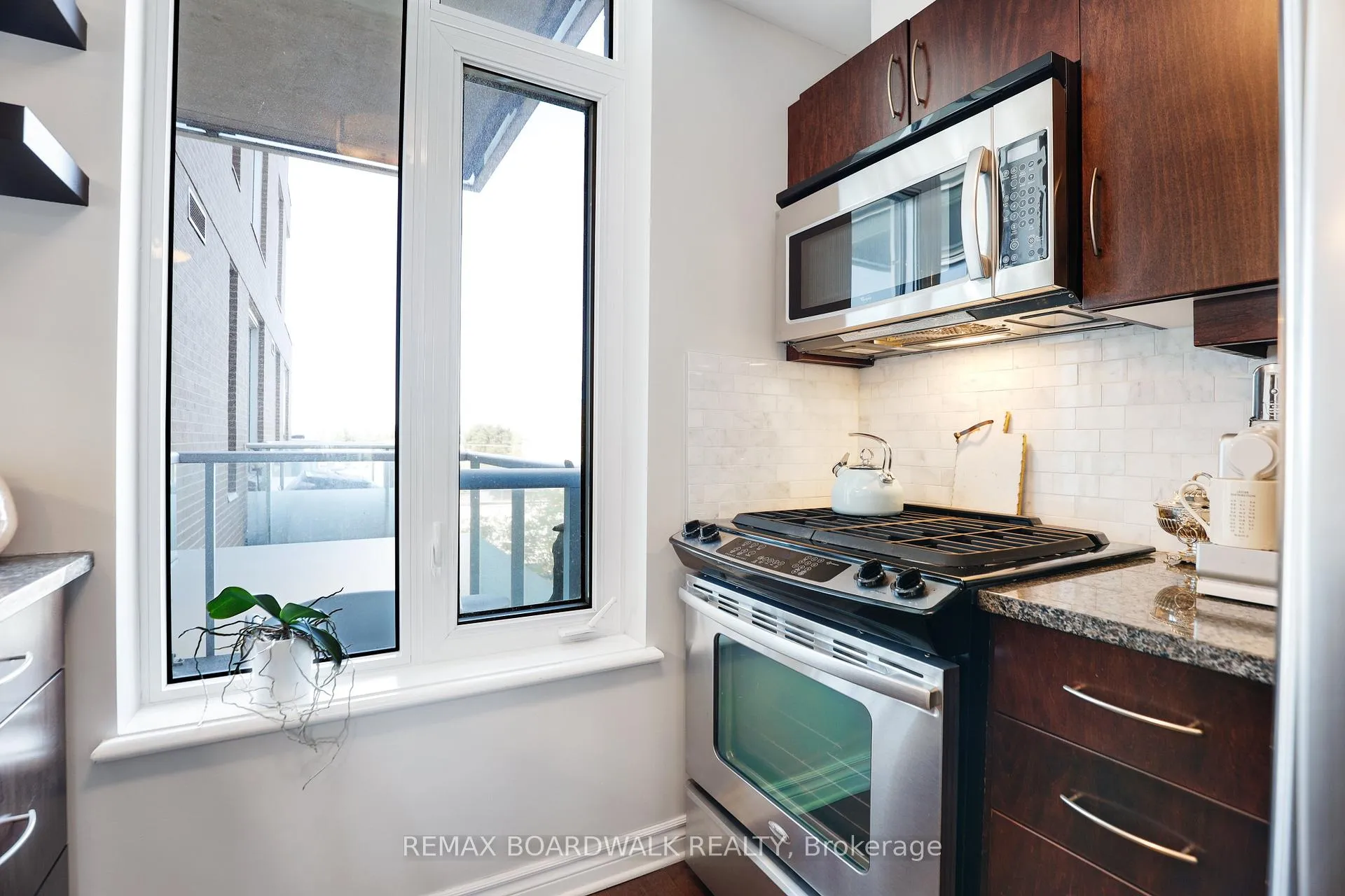 Photo 12 of Unit 407, 575 Byron Avenue, Ottawa, McKellar/Highland — HOMEH