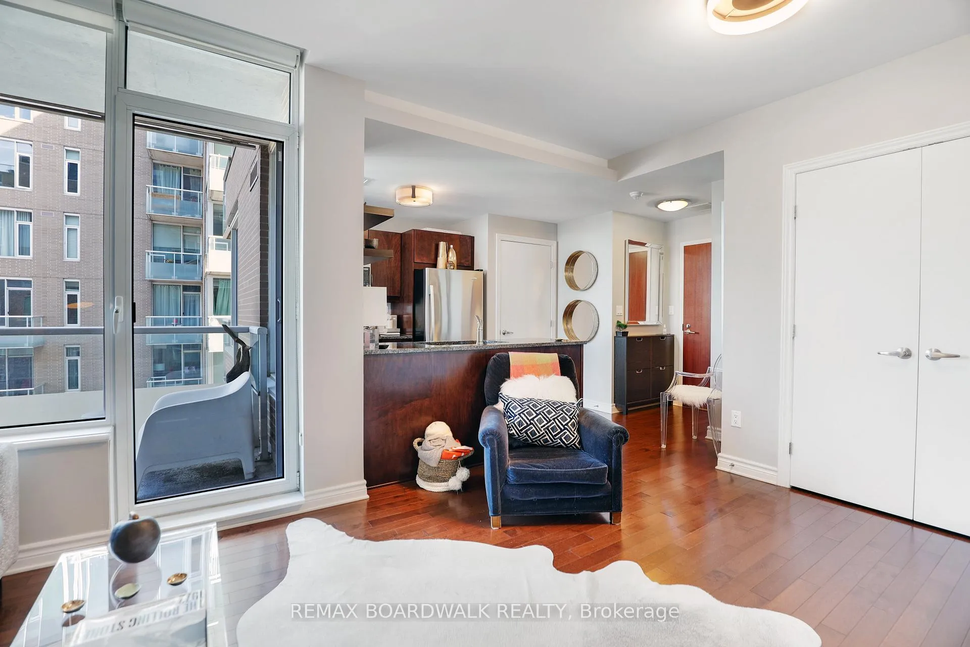 Photo 15 of Unit 407, 575 Byron Avenue, Ottawa, McKellar/Highland — HOMEH